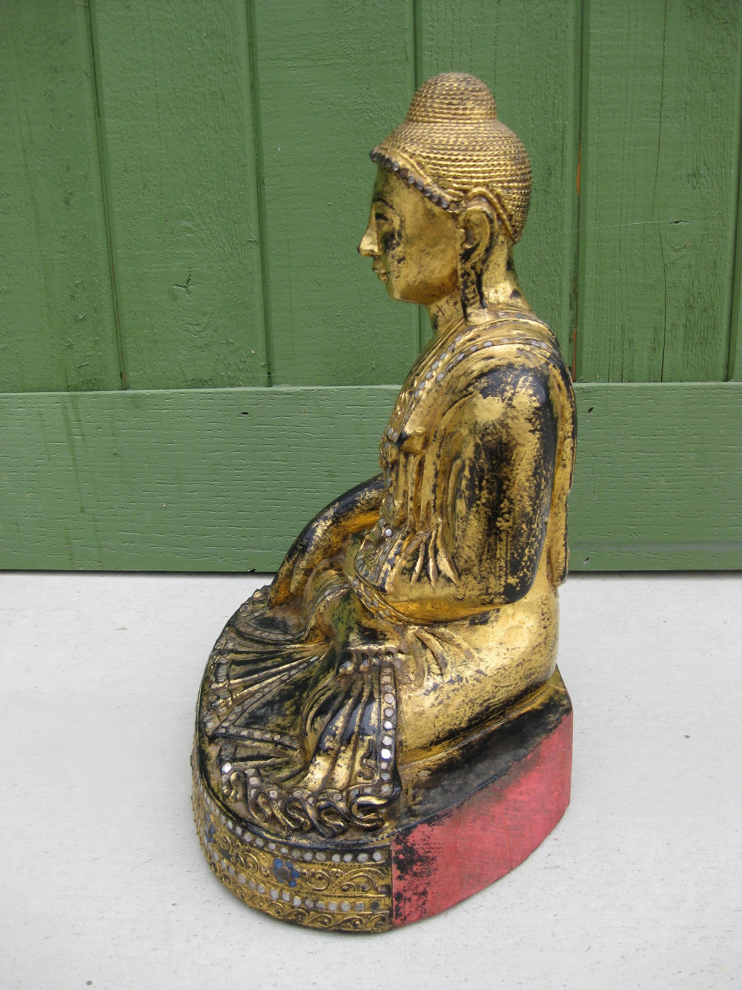 Fine Antique Burma BurmeseTemple Mandalay Buddha Wood Wood Wood sculpté Gold Statue 16 1/2
