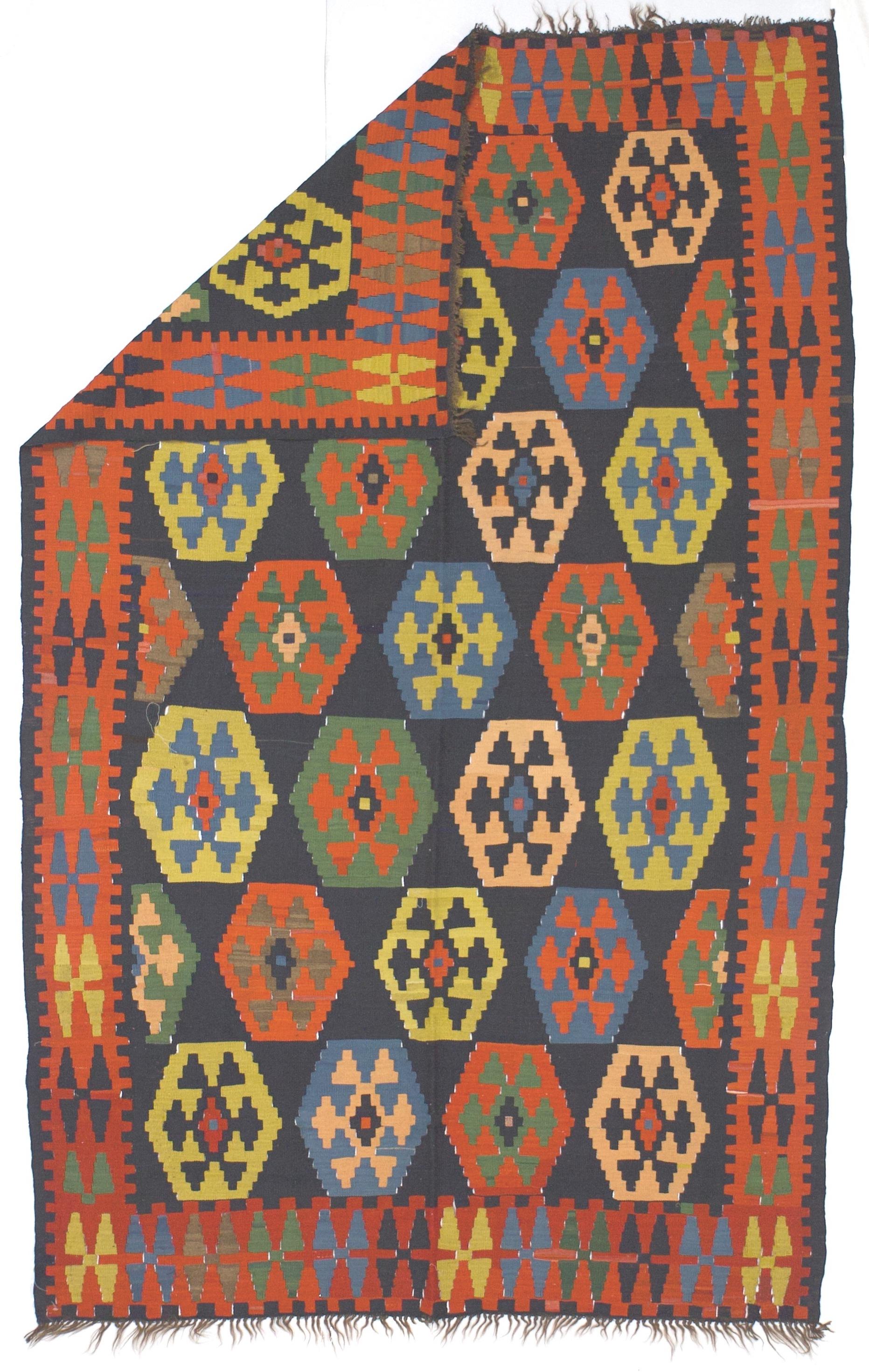 Fine Antique Caucasian Kilim Rug 5'3
