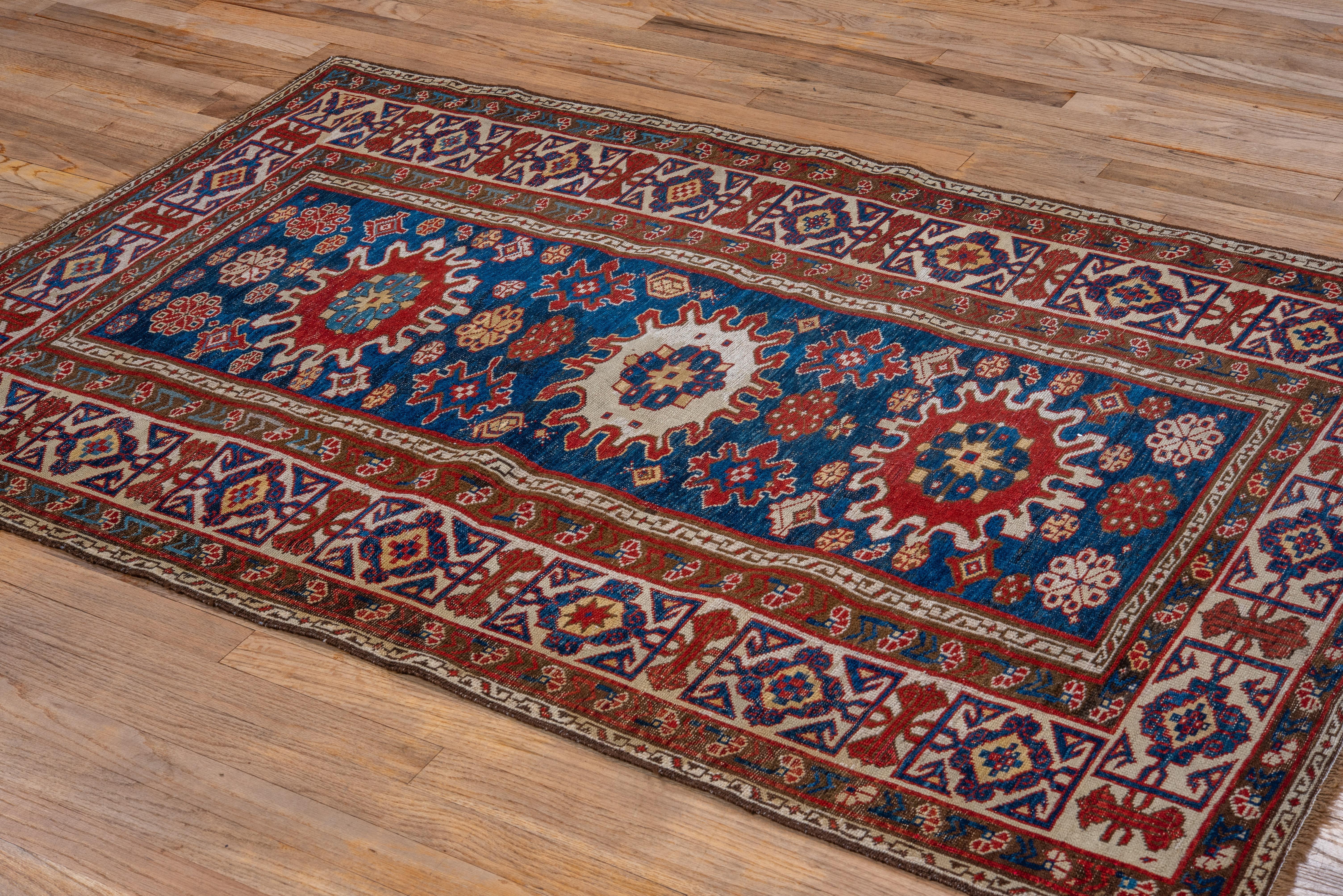 Fine Antique Caucasian Shirvan Rug, Royal Blue Field & Red Borders, circa 1910s In Good Condition For Sale In New York, NY