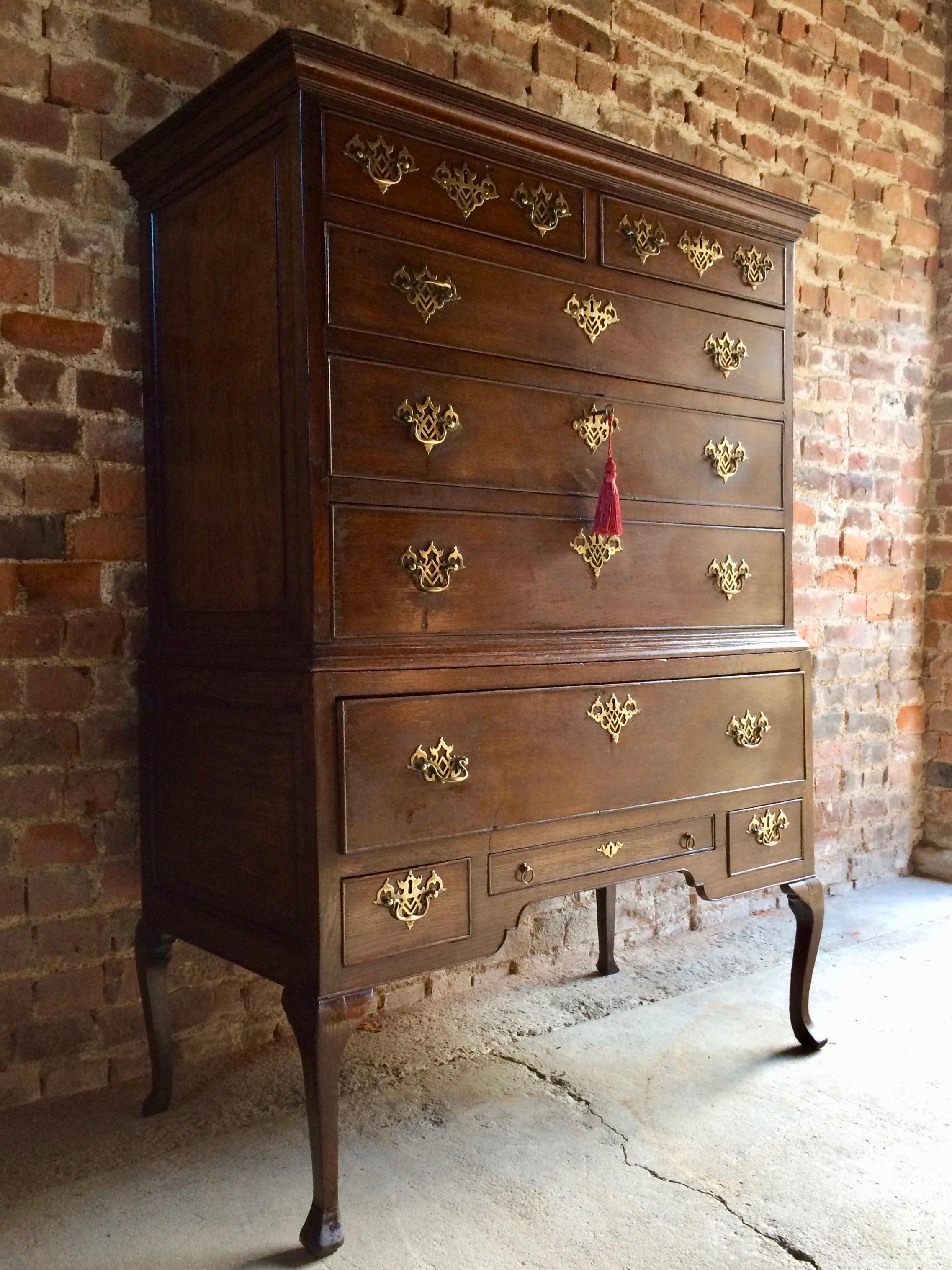 Fine Antique Chest on Stand Drawers Oak Georgian 18th Century, circa 1750 7