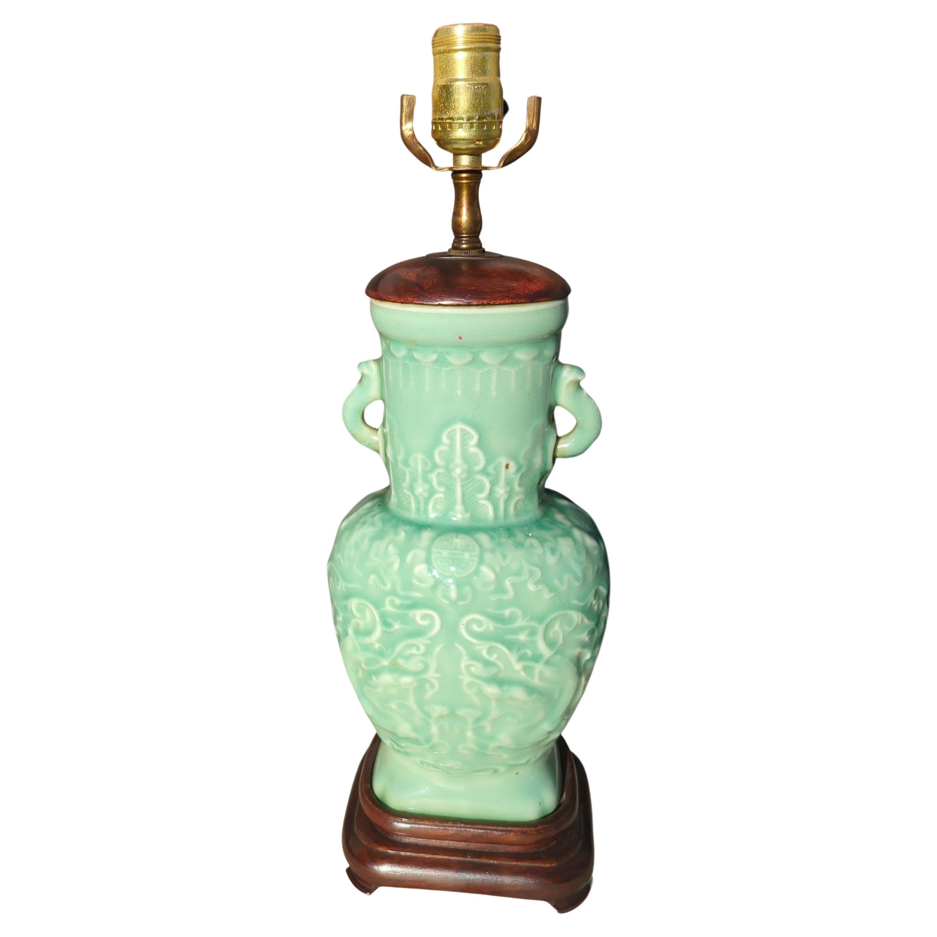 Fine Antique Chinese 19c Relief Carved Celadon Porcelain Vase Table Lamp 20c  en vente 2