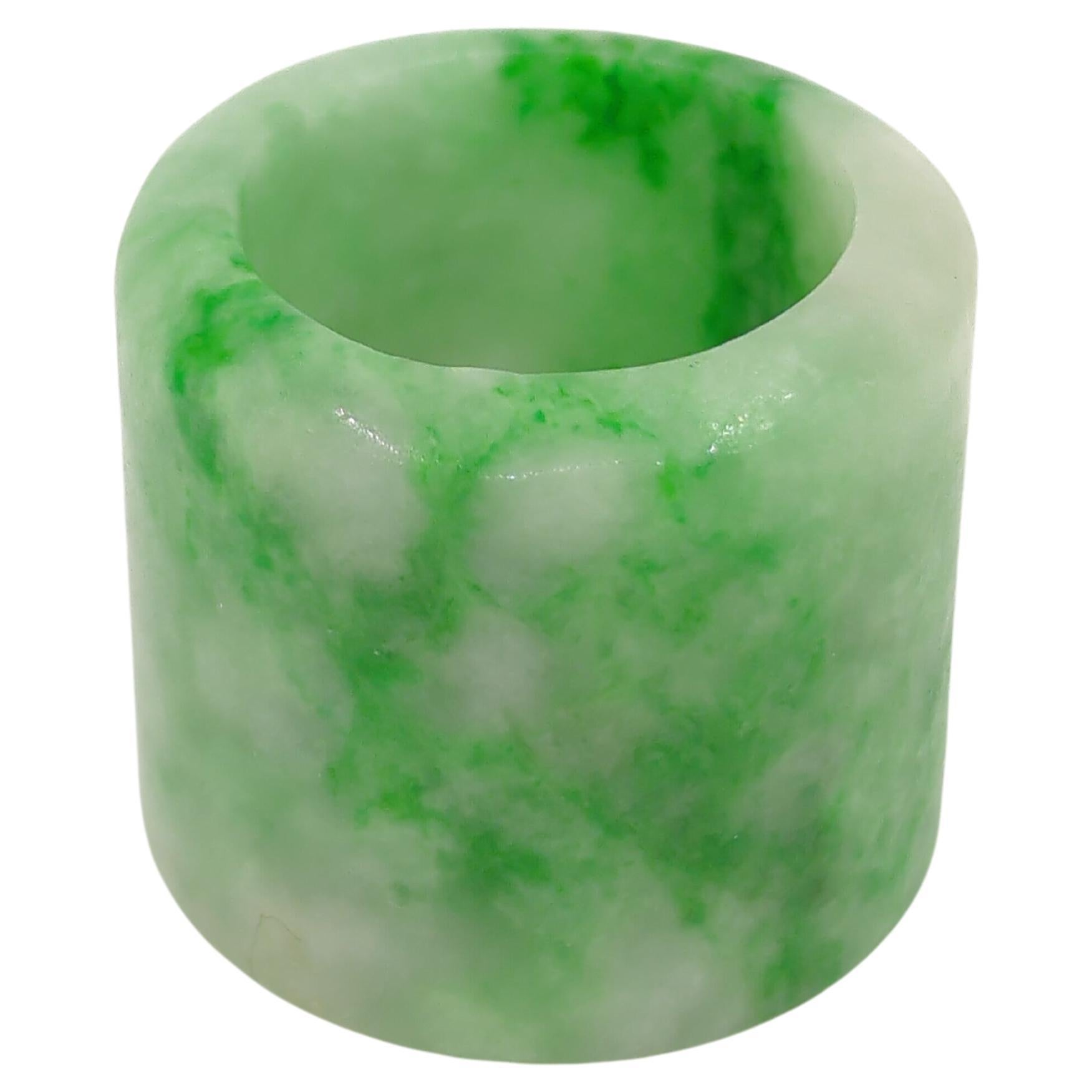Fine Antique Chinese Carved A-Grade Mottled Green Jadeite Archers Thumb Ring For Sale 2