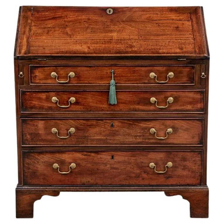 Fine Antique Chippendale Style Slant Front Desk For Sale at 1stDibs