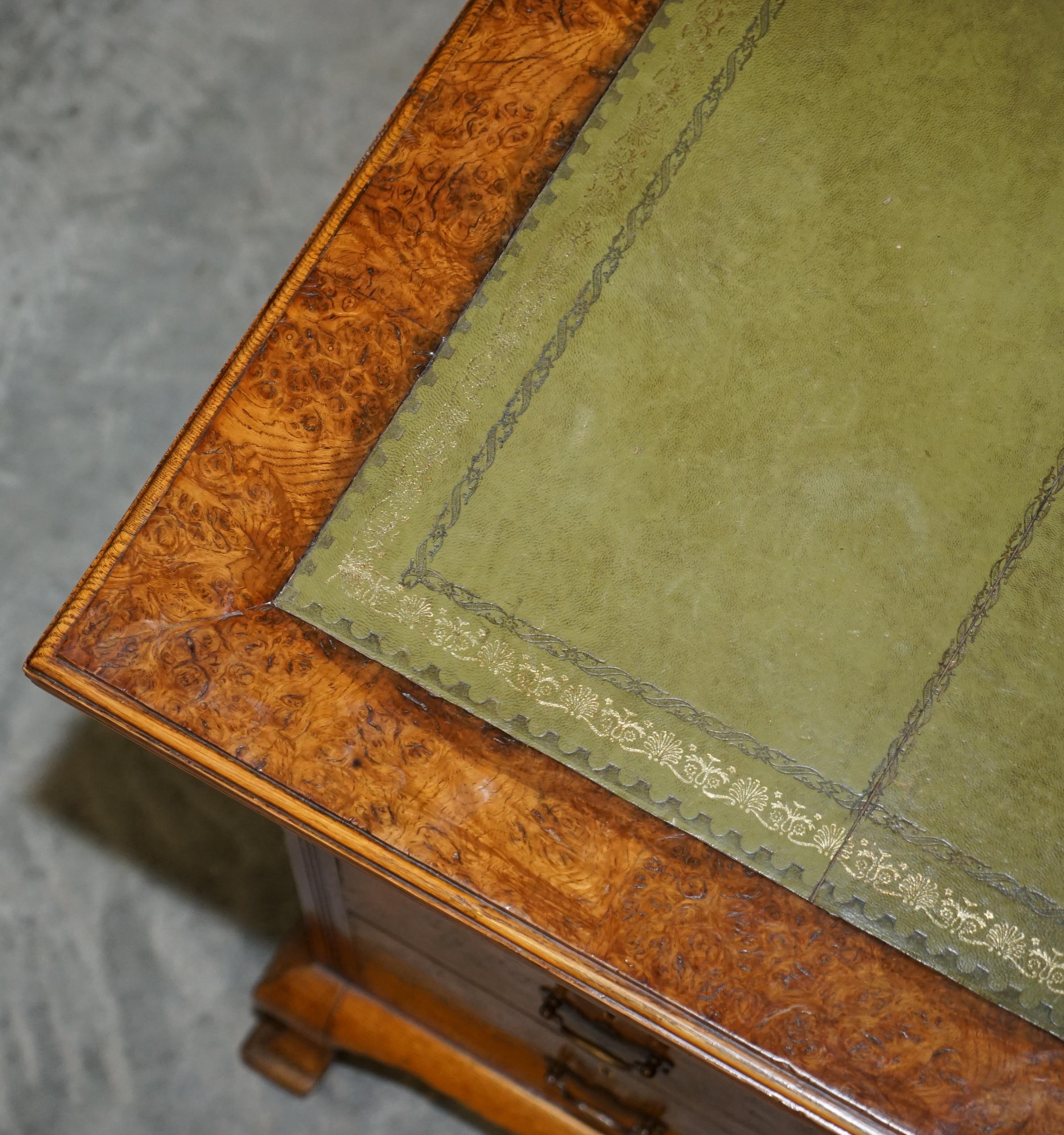 Fine Antique circa 1880 Victorian Pollard Oak Partner Desk Green Leather Top For Sale 6