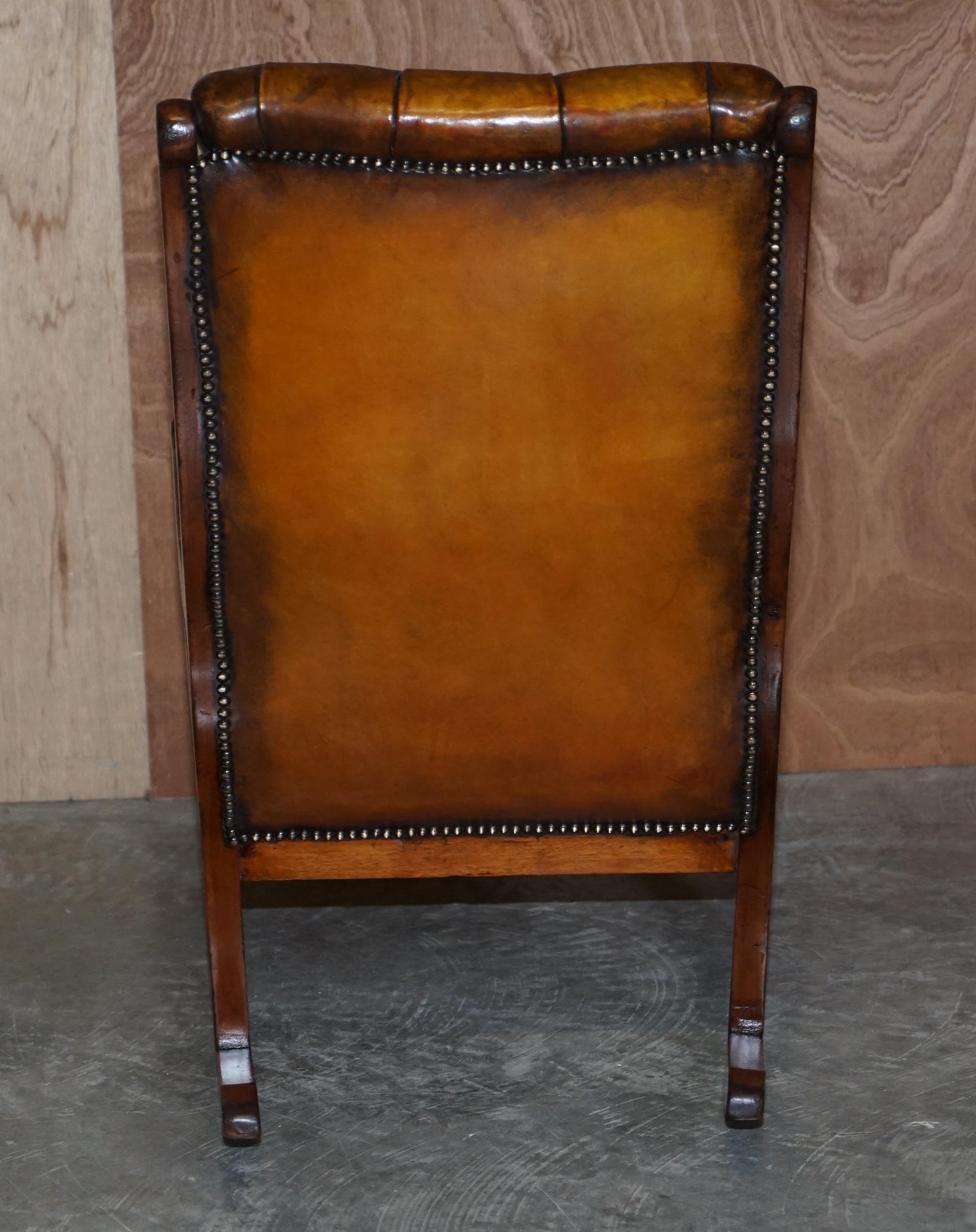 FINE ANTIQUE CIRCA 1900 HAND CARVED CHESTERFIELD BROWN LEATHER ROCKiNG ARMCHAIR 4