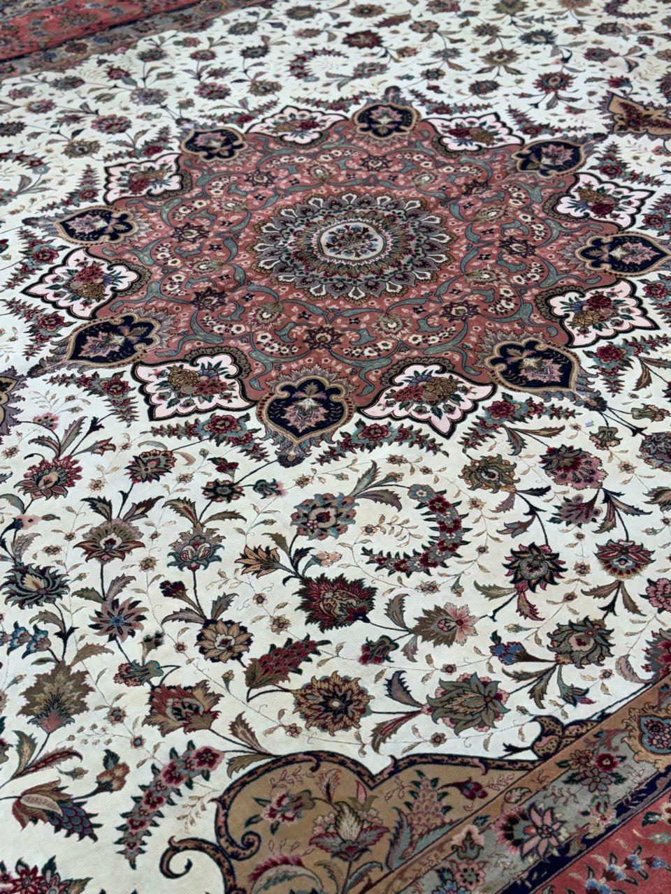 Feiner antiker CIRCA 1960er handgeknüpfter persischer Tabriz-Teppich - 12'8 x 19'10 im Angebot 1