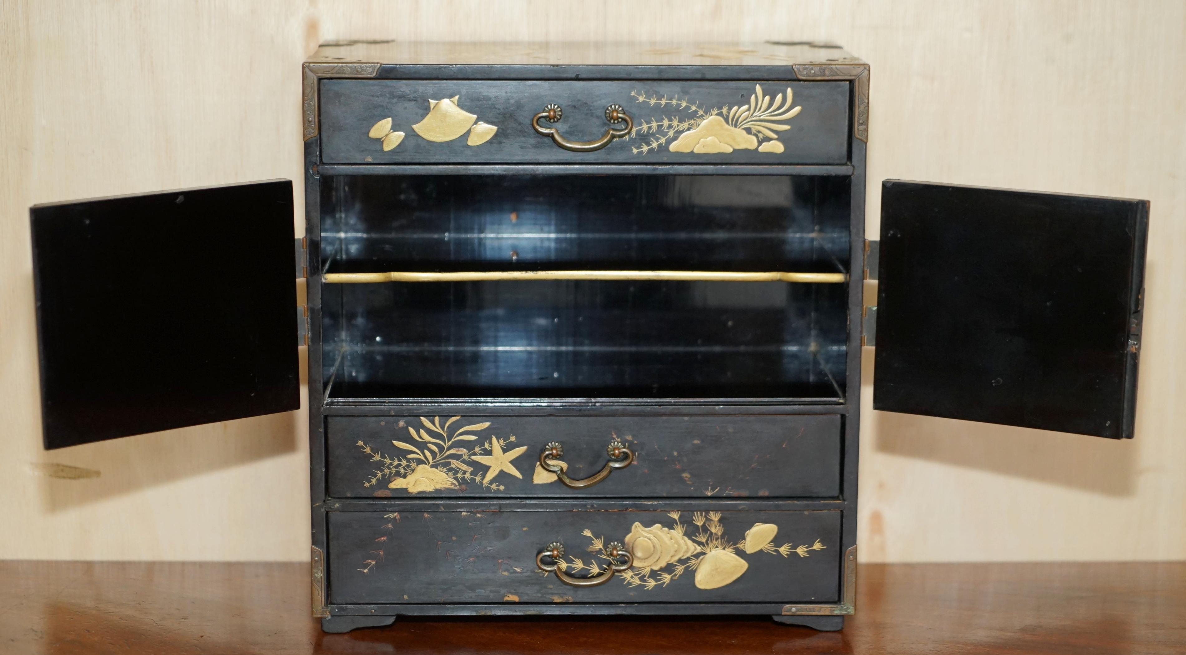 Fine Antique Collectable Chinese Table Top Cabinet Jewellery Collectors Storage For Sale 13