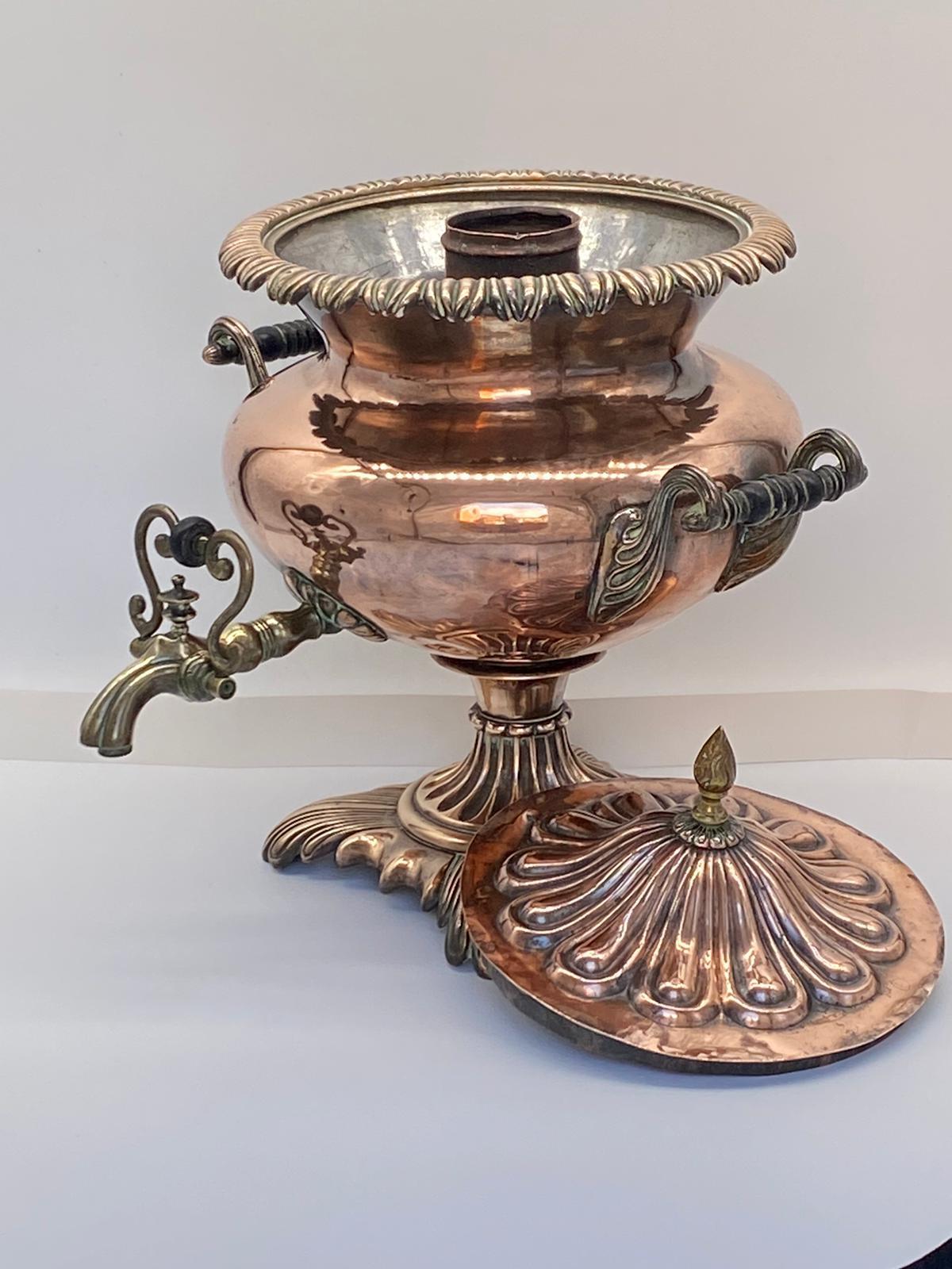 Fine Antique Copper Samovar c.1850 In Good Condition For Sale In Ipswich, GB