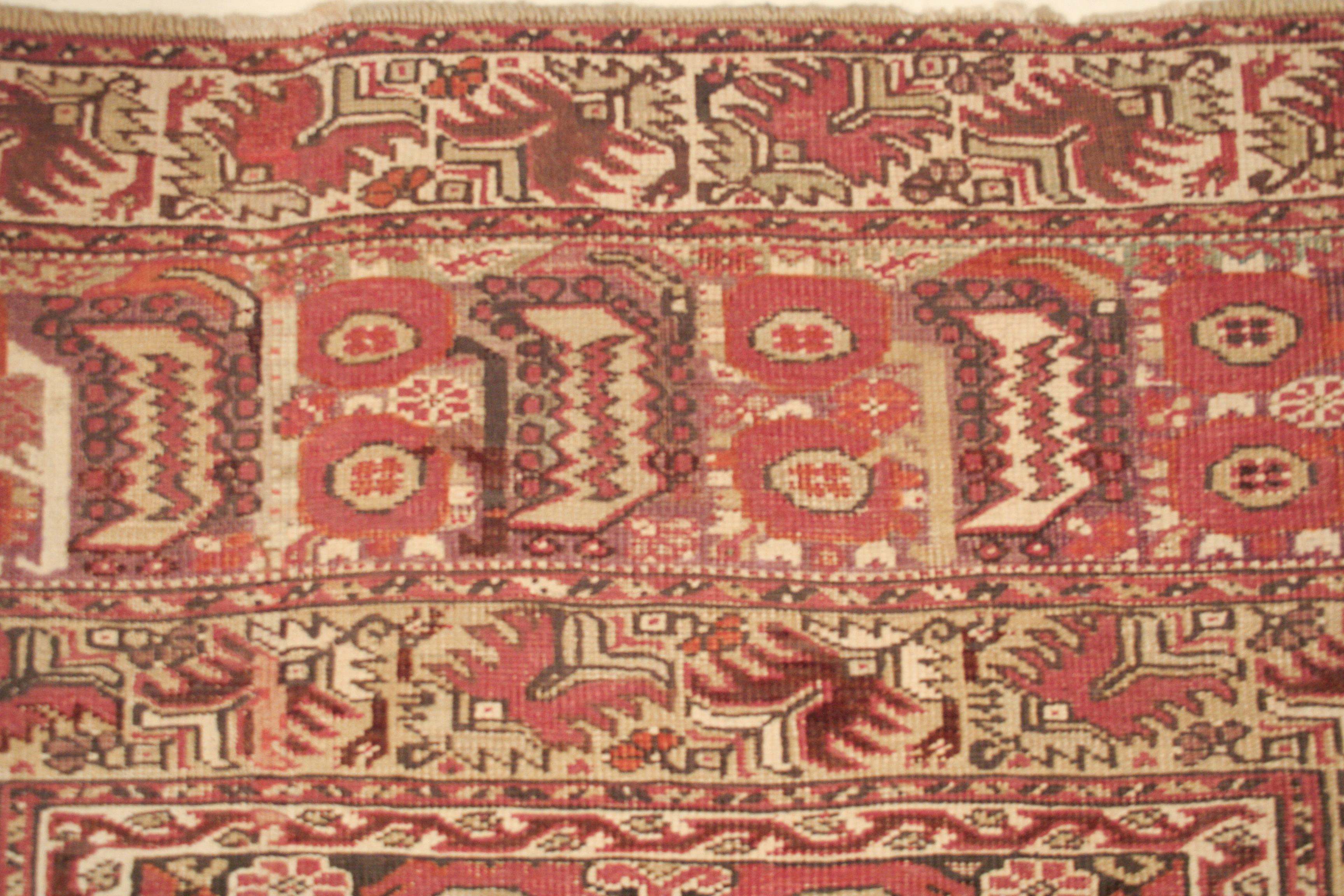 Oushak Tappeto Anatolian Ghiordes antico e pregiato a doppia nicchia rosa corallo in vendita