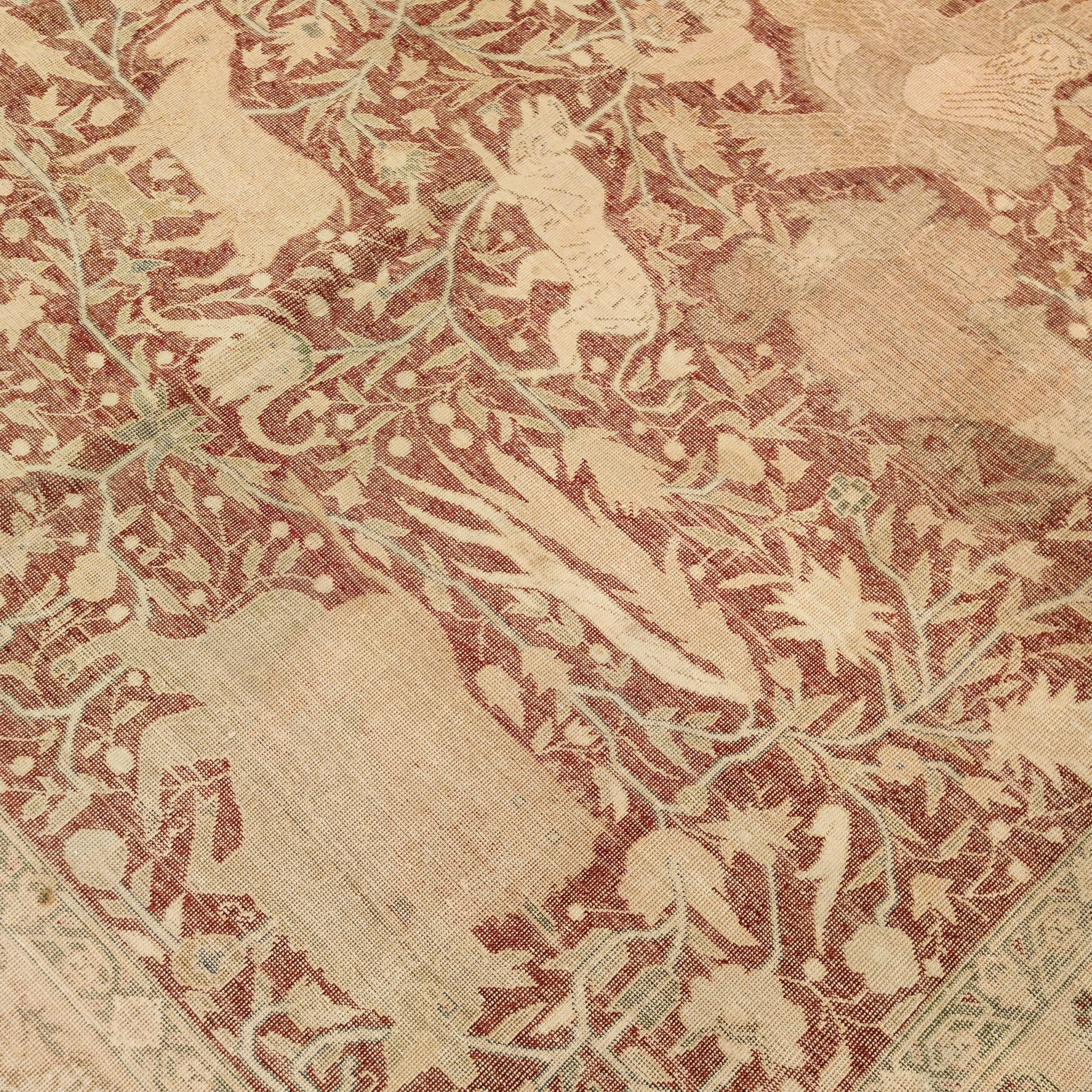 Antiker antiker Crimson Seiden Kayseri Teppich mit Vaq-Vaq-Muster (Türkisch) im Angebot