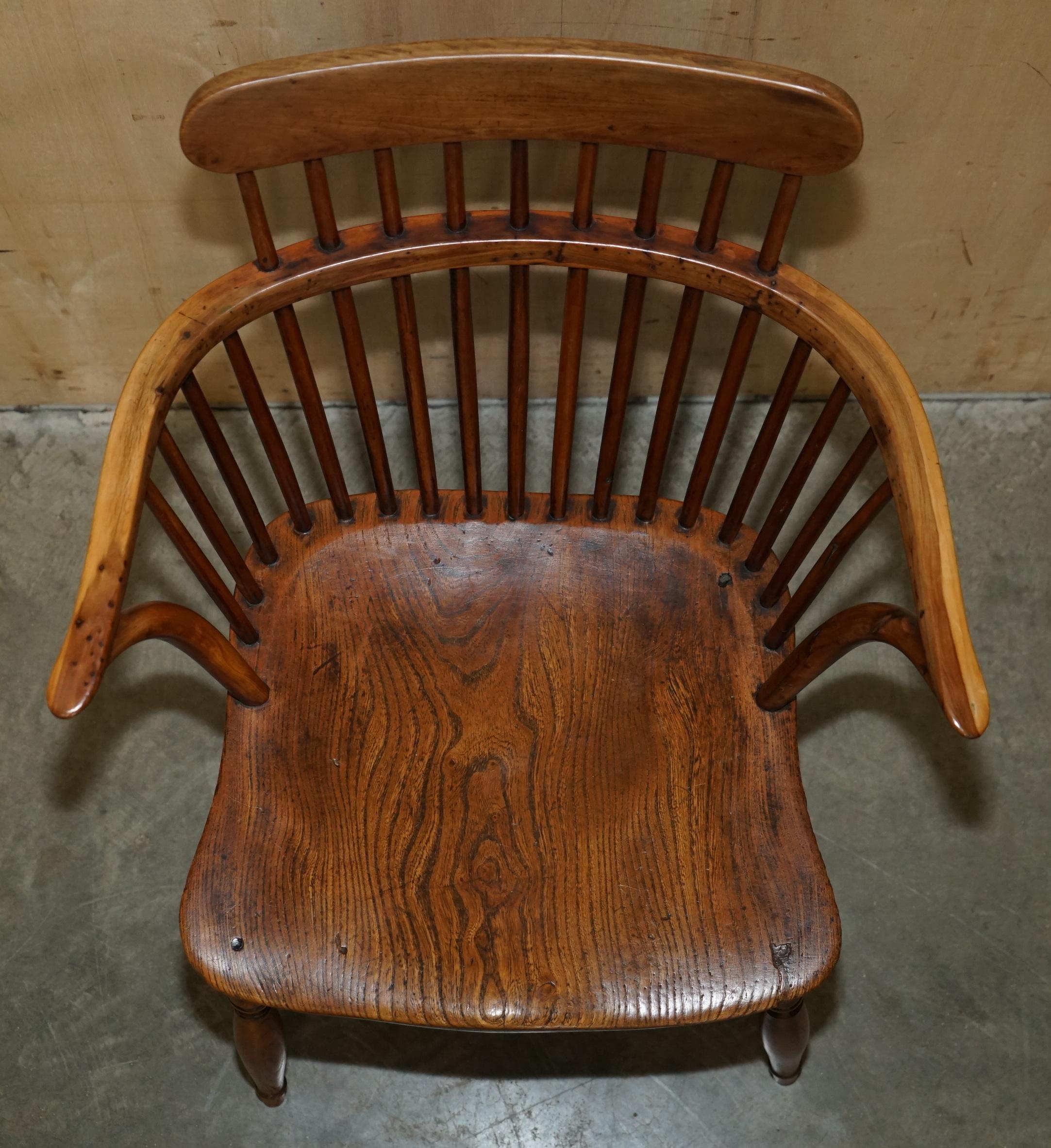 19th Century FINE ANTiQUE EARLY 19TH CENTURY BURR YEW WOOD & ELM COMB BACK WINDSOR ARMCHAIR For Sale