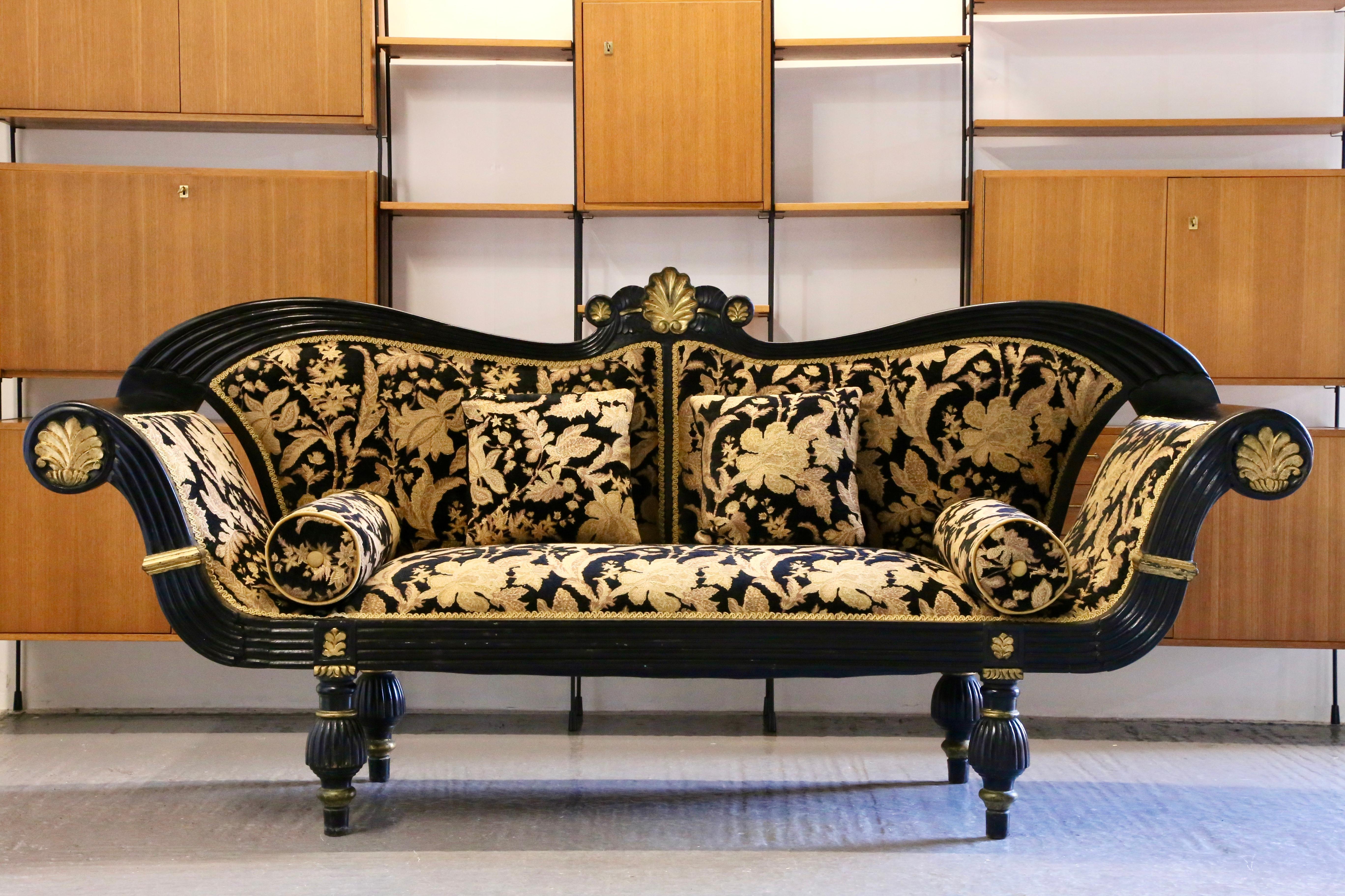 Feine antike Empire / Regency geschnitzt Ebonised Double Ended Couch im Angebot 9