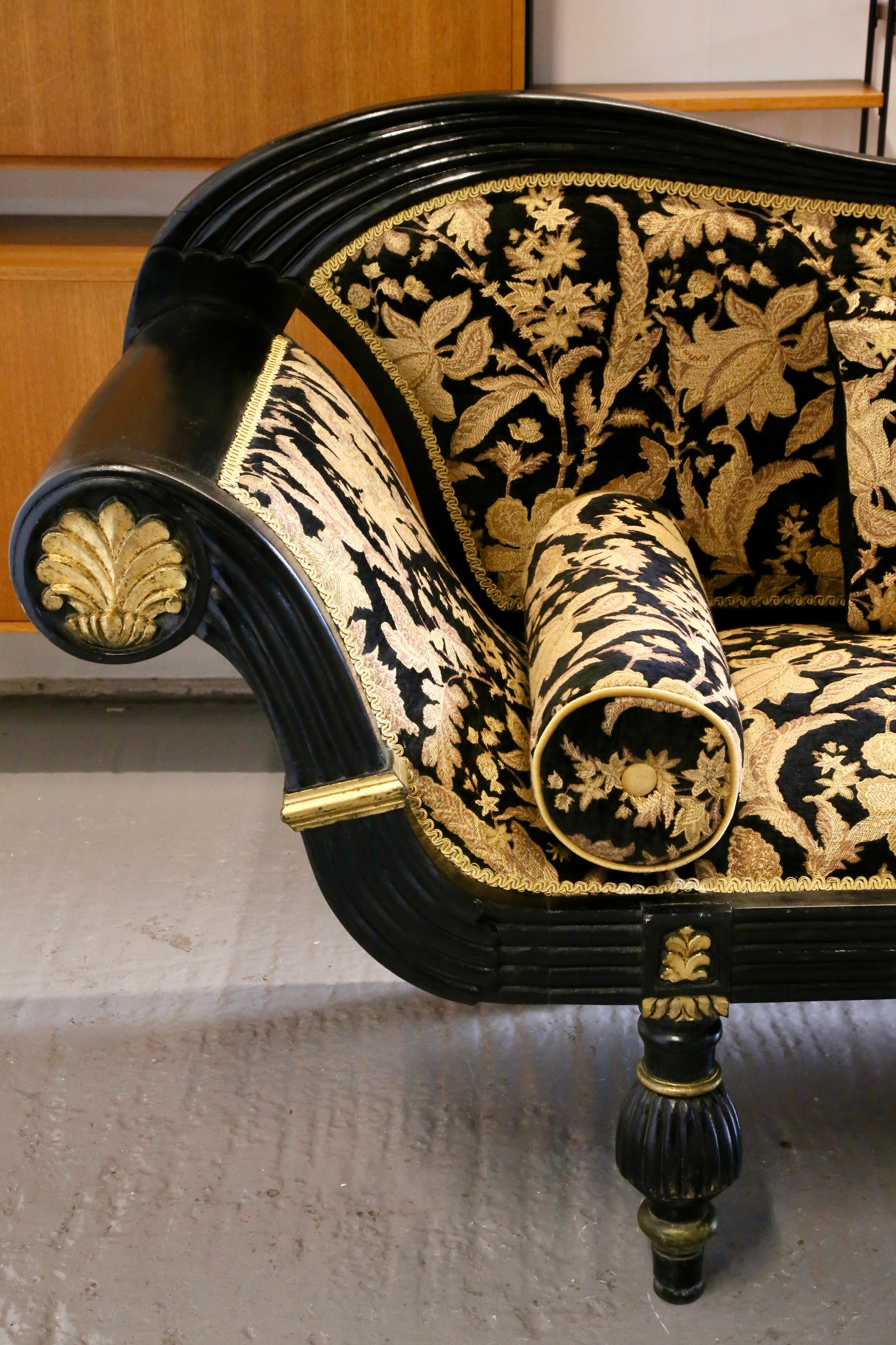 Feine antike Empire / Regency geschnitzt Ebonised Double Ended Couch im Angebot 11