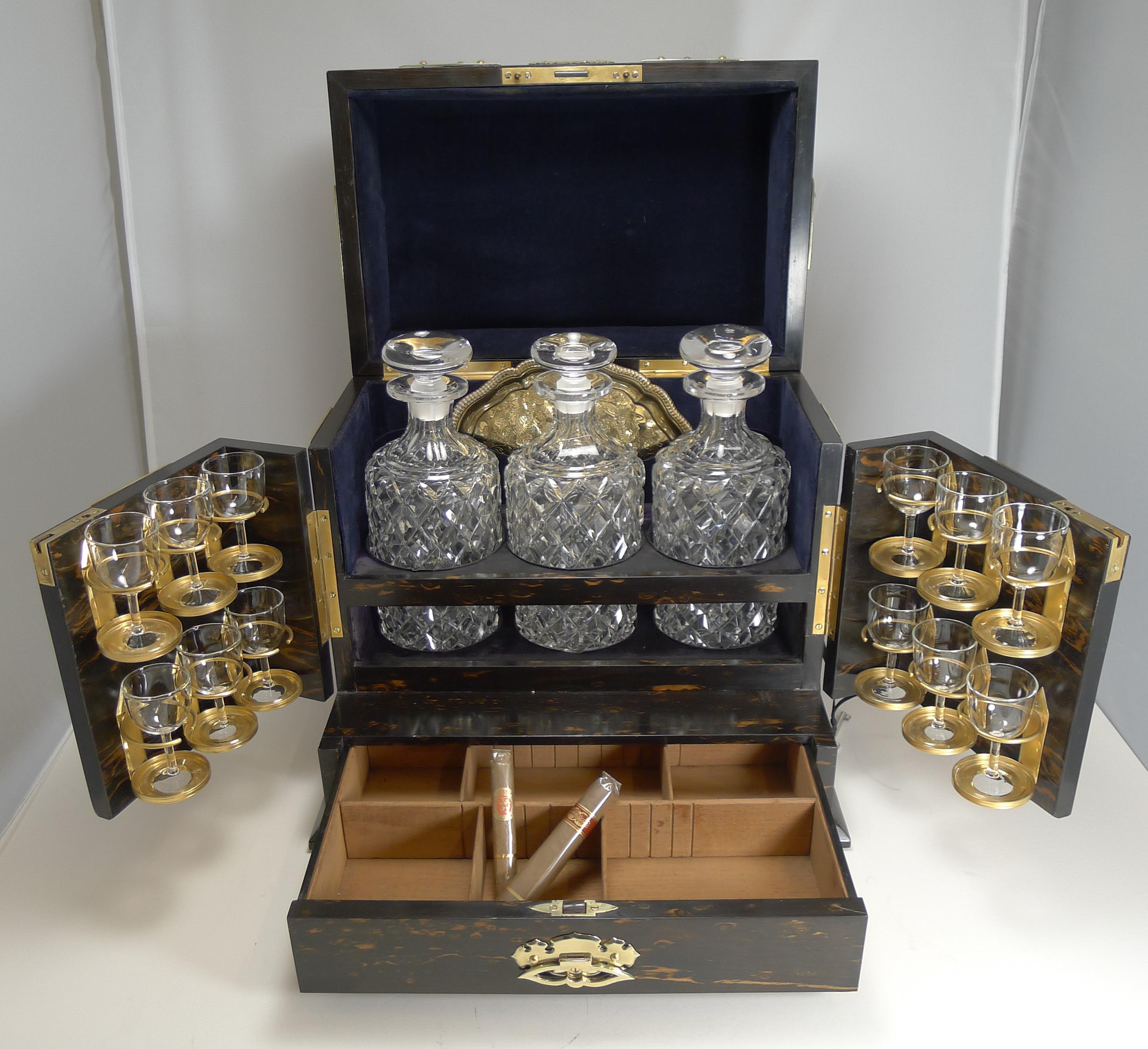 Fino Decantador / Caja de Bebidas Coromandel Inglés Antiguo, circa 1880 en venta 2