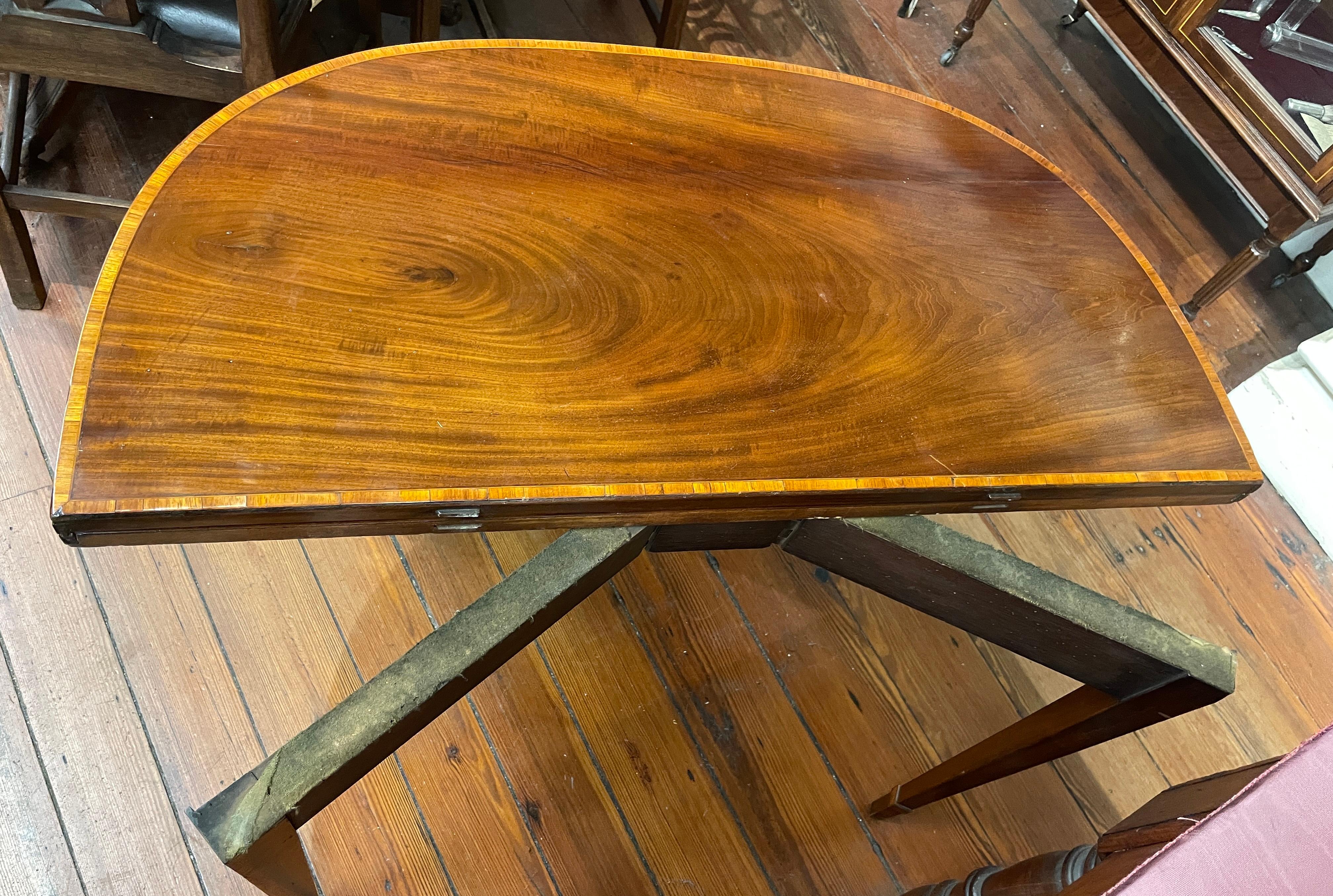 19th Century Fine Antique English George III Inlaid Figured Mahogany Flaptop Card Table For Sale