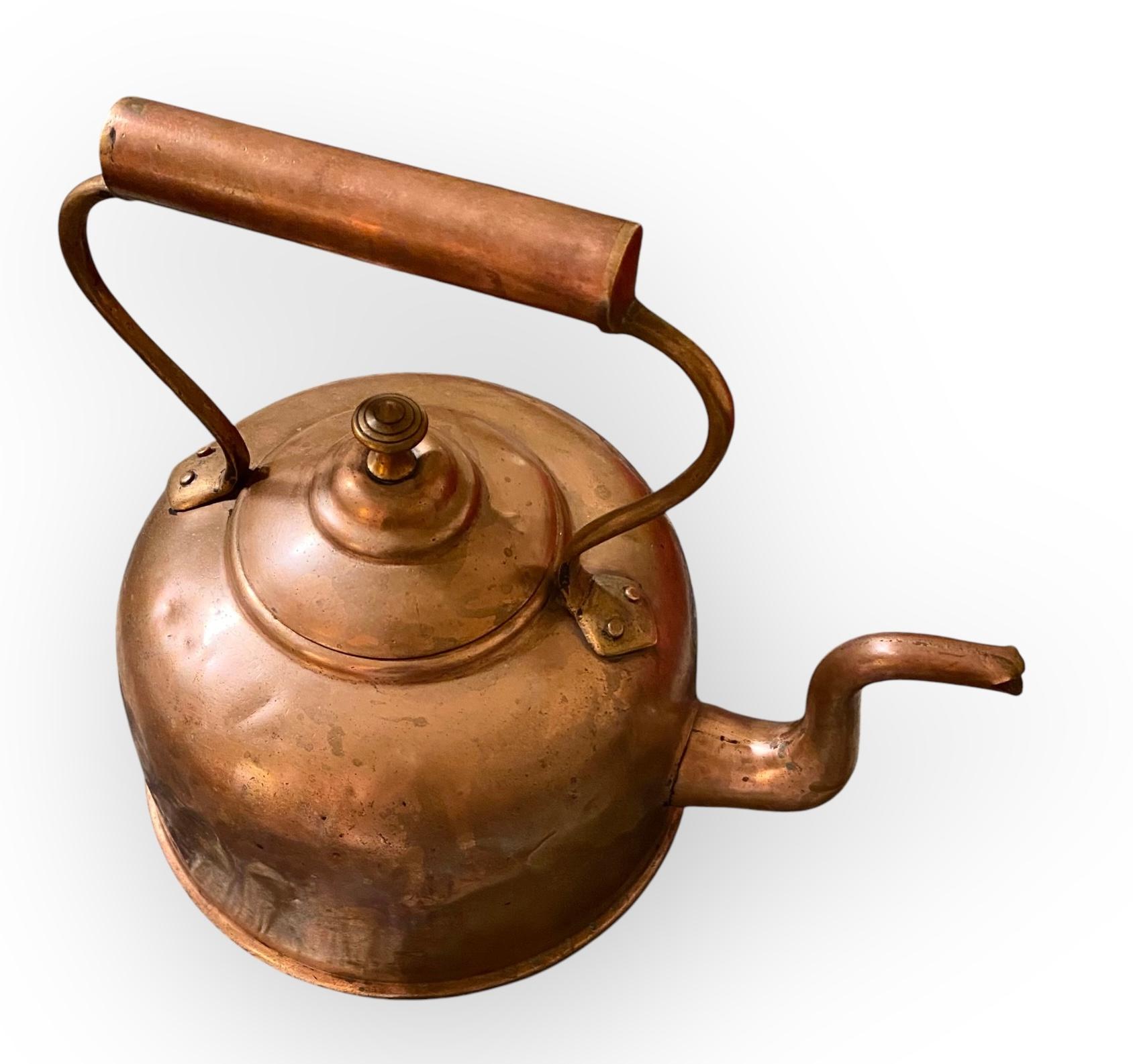 Fine Antique English Georgian Copper And Brass Water Kettle For Sale 4