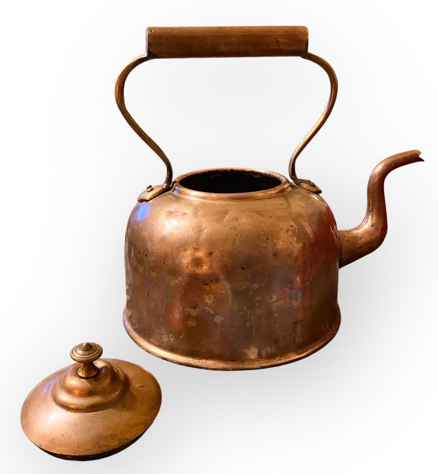 Fine Antique English Georgian Copper And Brass Water Kettle For Sale 7