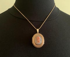 Fine Antique Etruscan Revival Bacchus Agate Cameo 14K Yellow Gold Locket Pendant