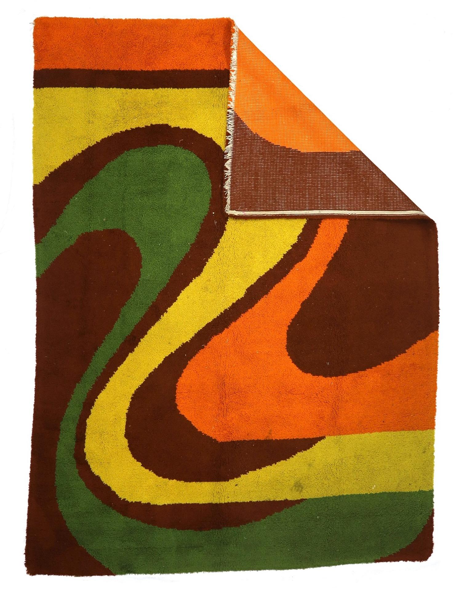 Tapis ancien européen Art déco 6'5