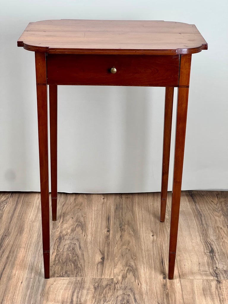 Fine Antique Federal Period Cherry One Drawer Hepplewhite Stand c. 1820, image size:768x1024