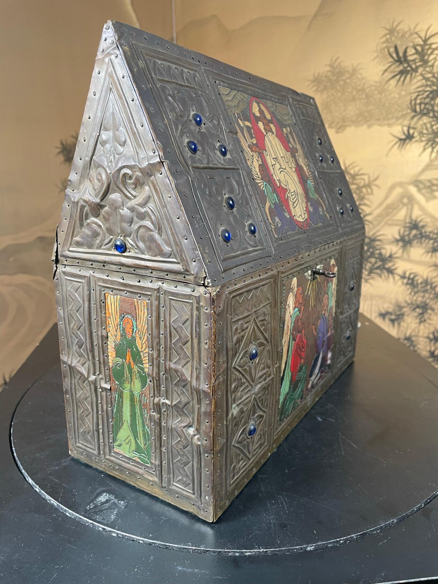 Fine Antique Folk Art Reliquary Box, 1920 1
