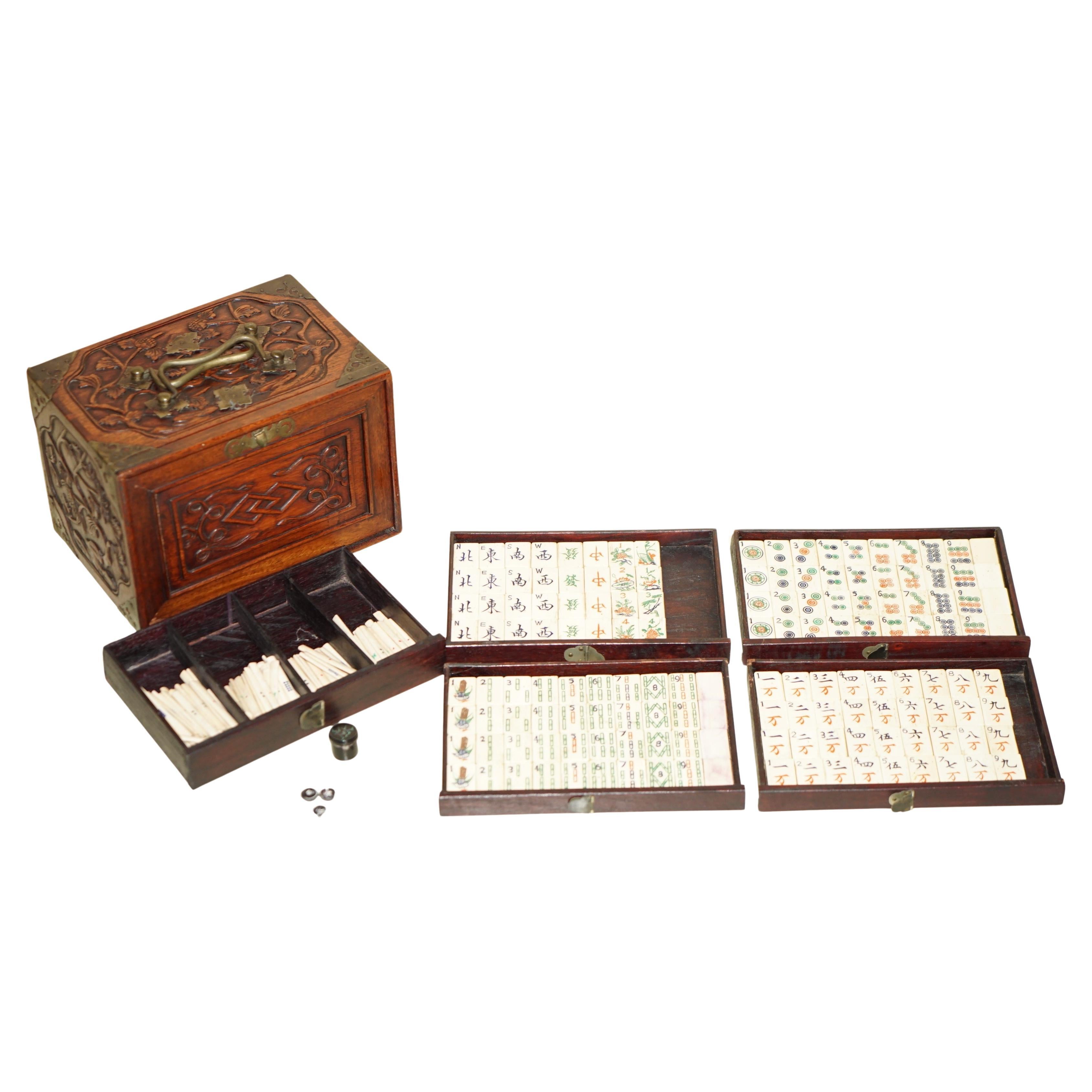FINE ANTiQUE VIER PERSONEN MAHJONG CIRCA 1920'S CHINESE EXPORT PERIOD HAND CARVED
