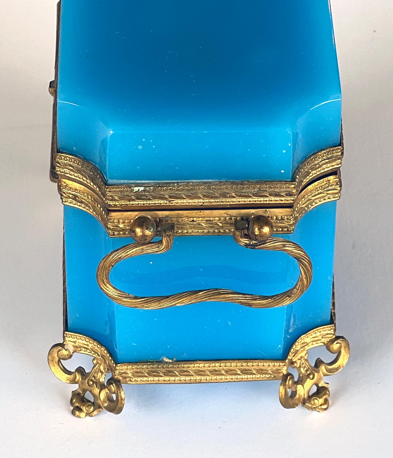 Fine Antique French Cerulean Blue Opaline Glass Perfume Casket In Good Condition In San Francisco, CA
