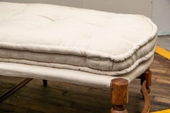 Antikes französisches Tagesbett mit Leiterrückenlehne, antik