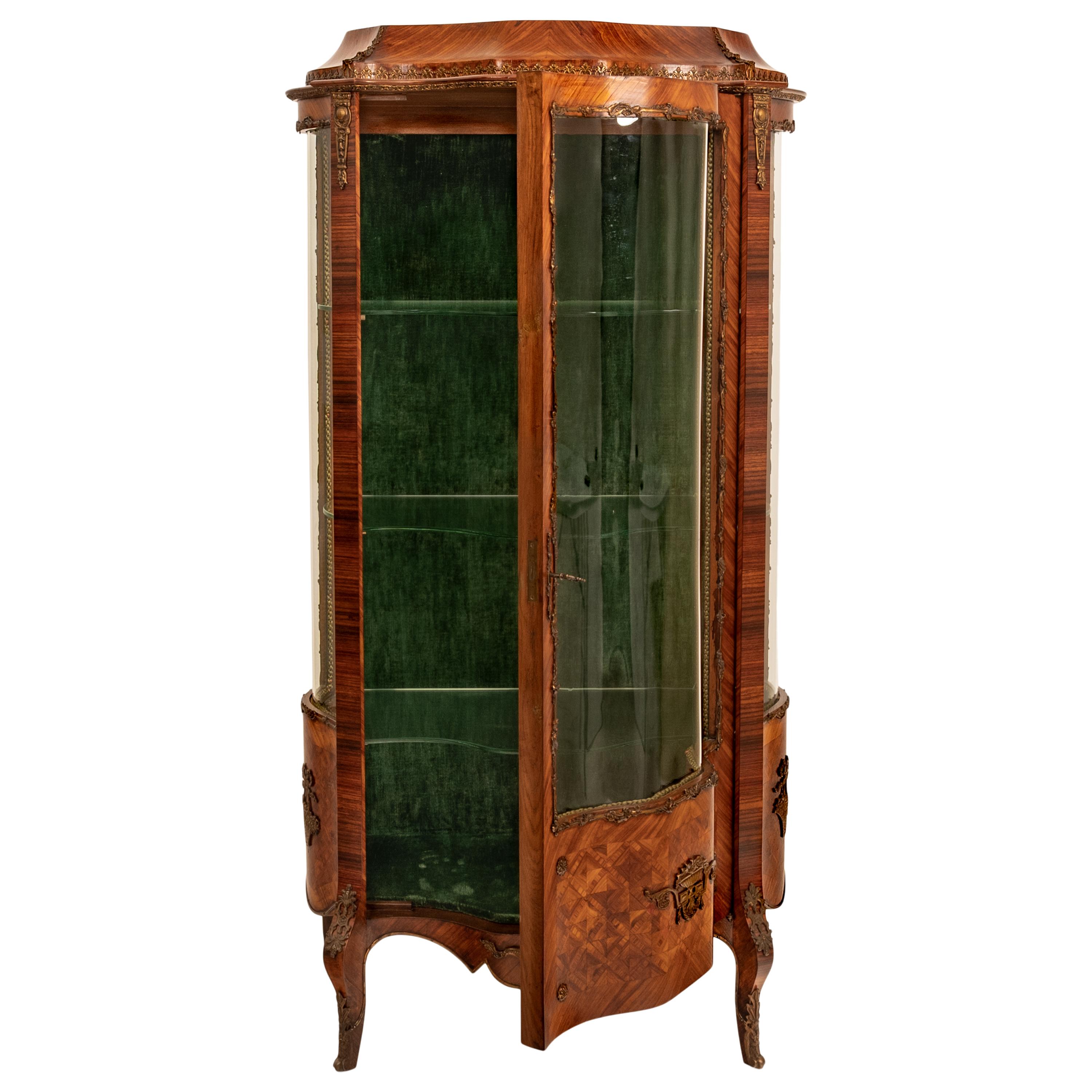 Fine Antique French Louis XV Kingwood Ormolu Bombe Shaped Marquetry Vitrine 1880 For Sale 4