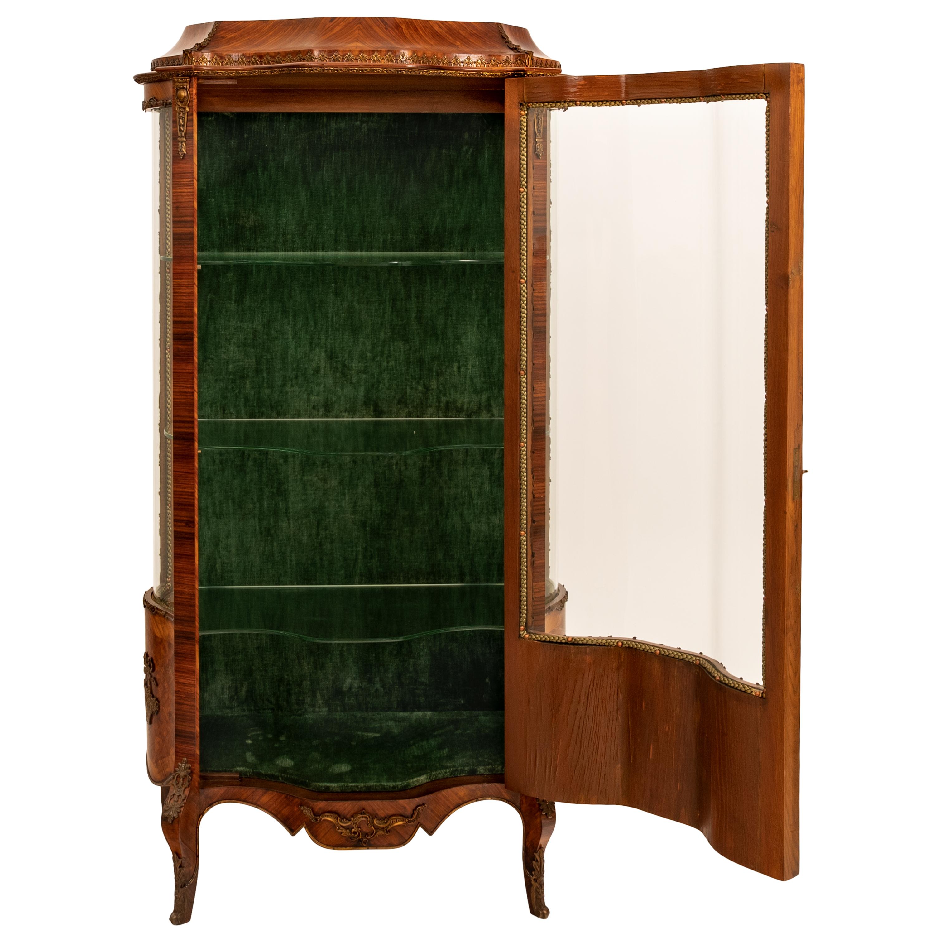 Fine Antique French Louis XV Kingwood Ormolu Bombe Shaped Marquetry Vitrine 1880 For Sale 5