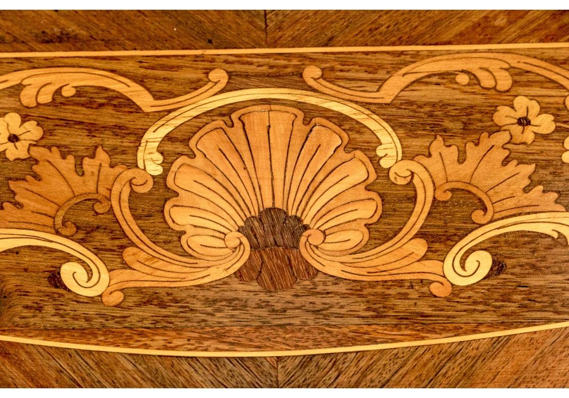 Bureau de Dame ancien en marqueterie française Circa 1890 en vente 4