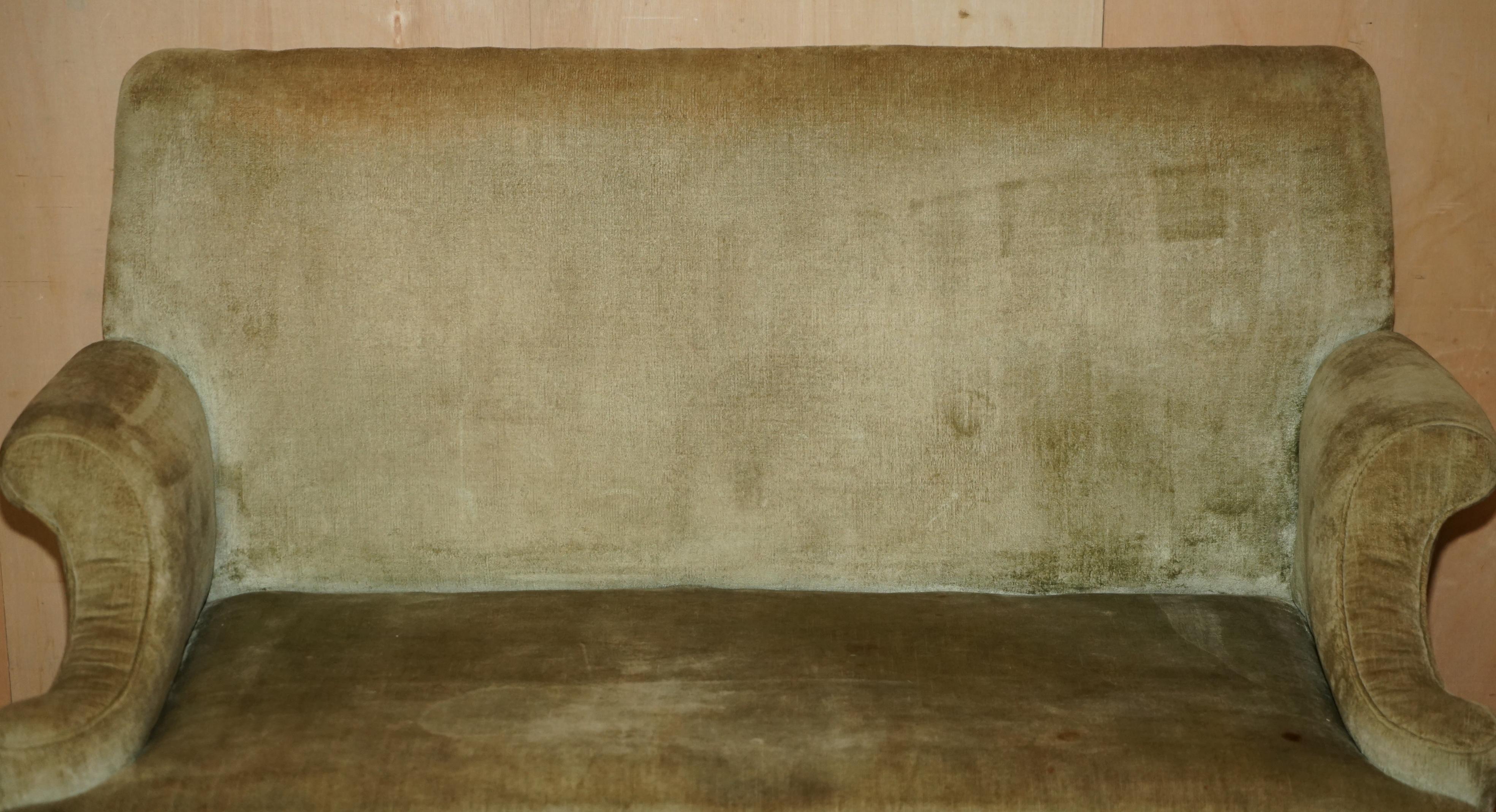 Giorgio III FINE DIVANO SETTEE ANTICO CIRCA 1780 intagliato a mano con gambe CLAW and Ball in vendita