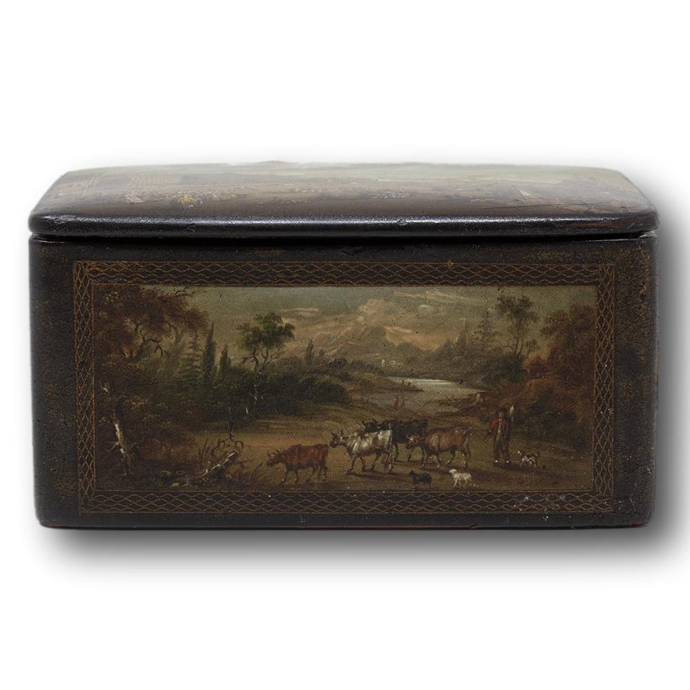 Fait main Belle tabatière géorgienne ancienne en papier mâché en vente