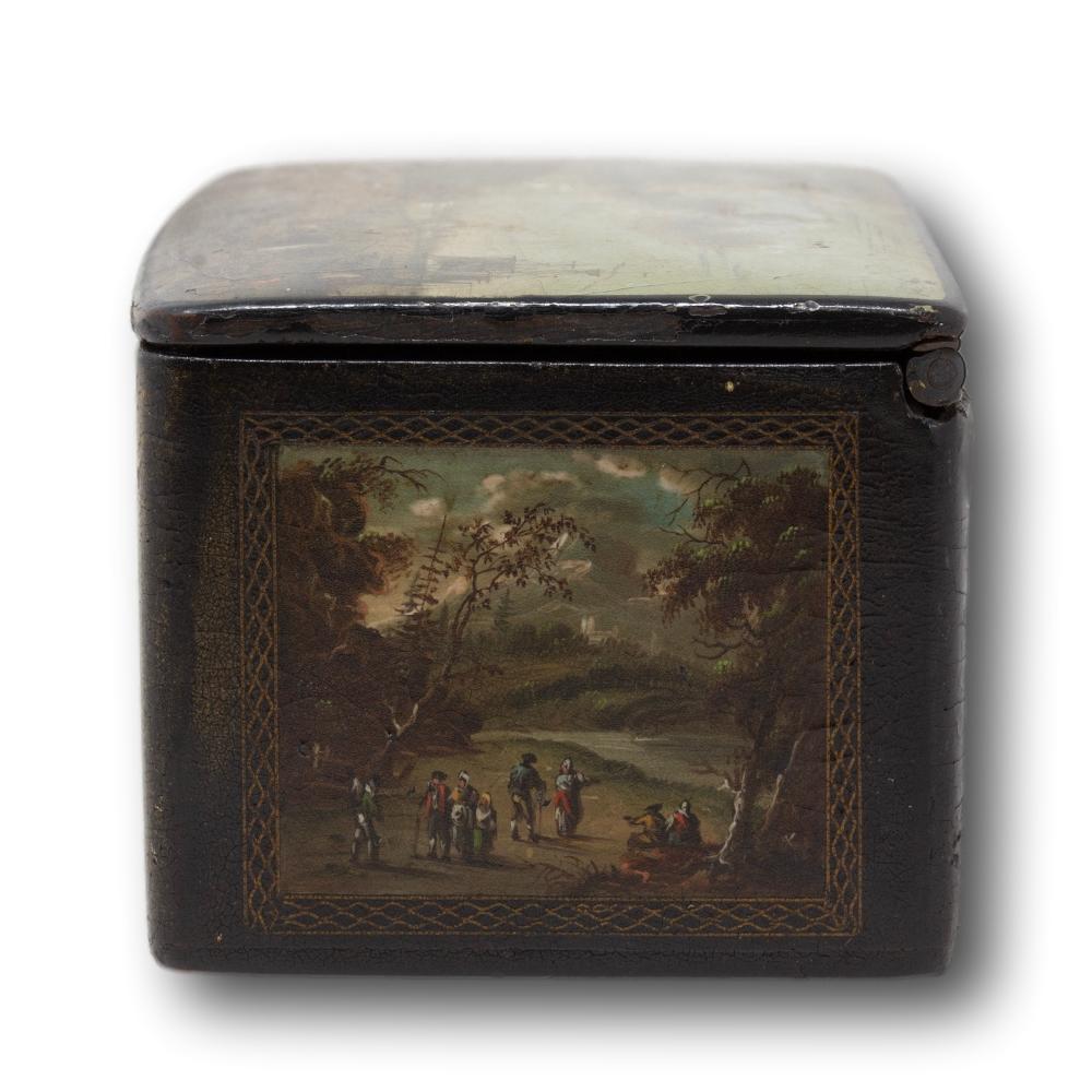 Belle tabatière géorgienne ancienne en papier mâché Bon état - En vente à Newark, England