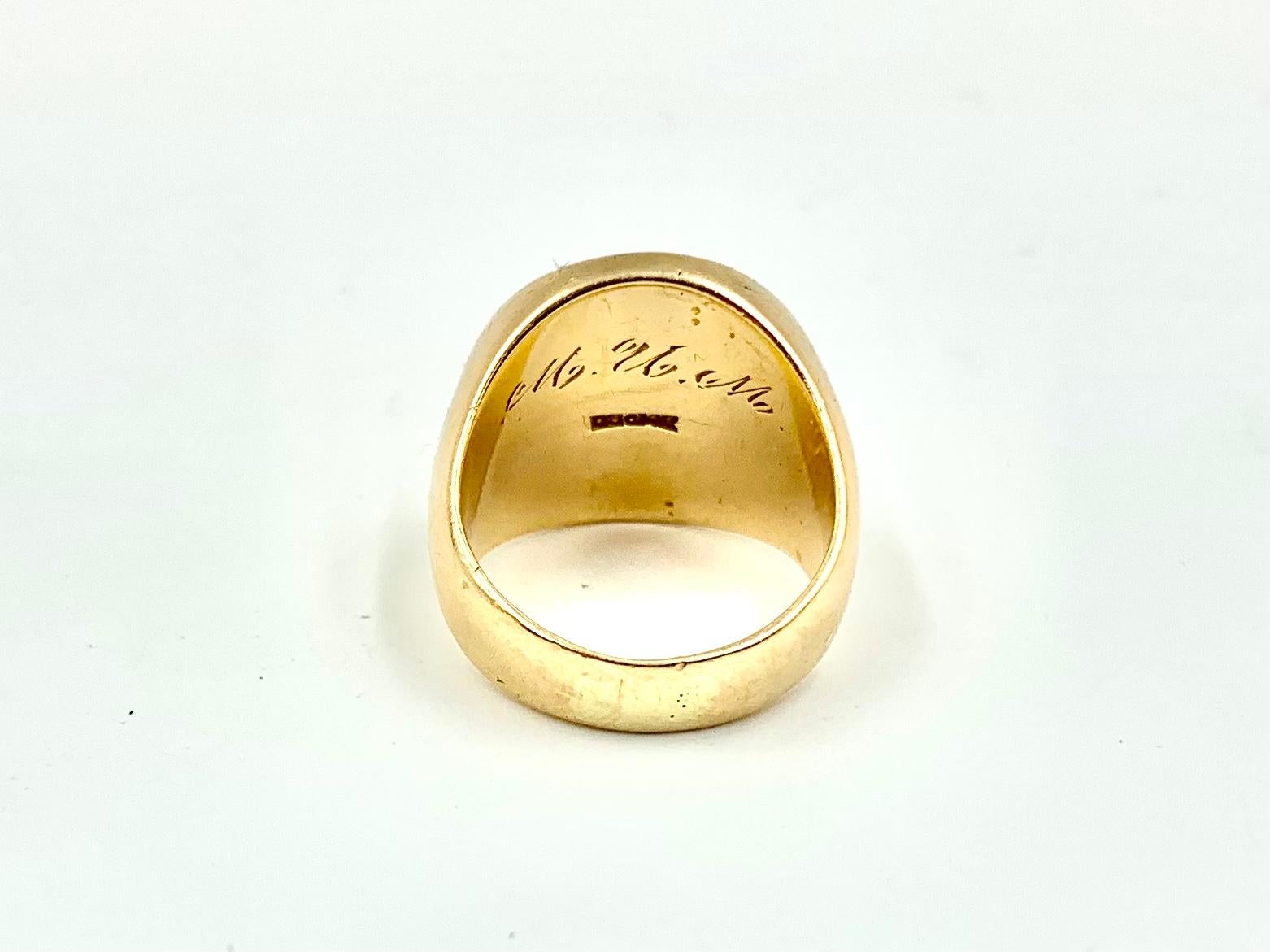 Women's or Men's Fine Antique Georgian Style English Crest 14K Yellow Gold Signet Ring For Sale