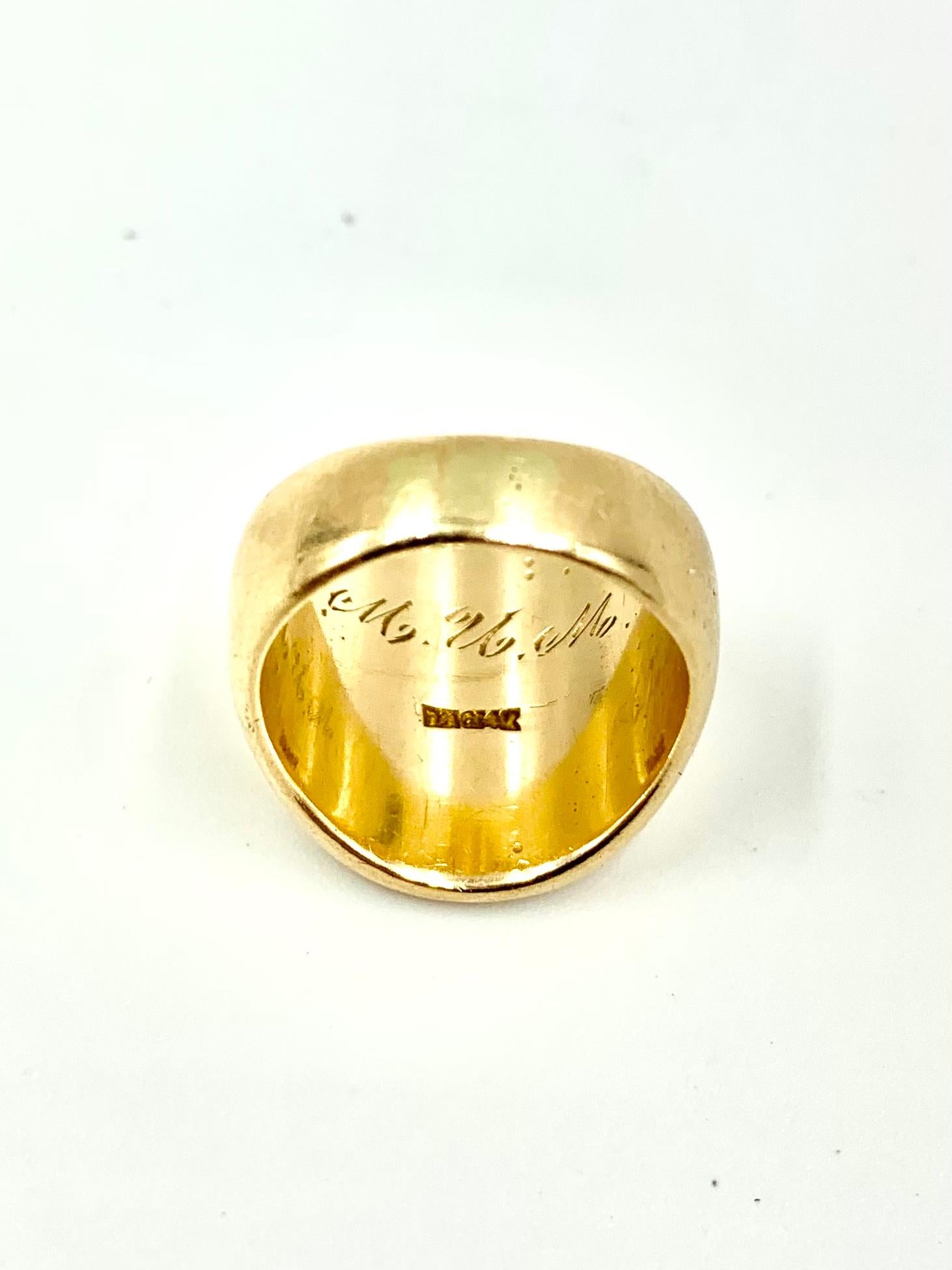 Fine Antique Georgian Style English Crest 14K Yellow Gold Signet Ring For Sale 1