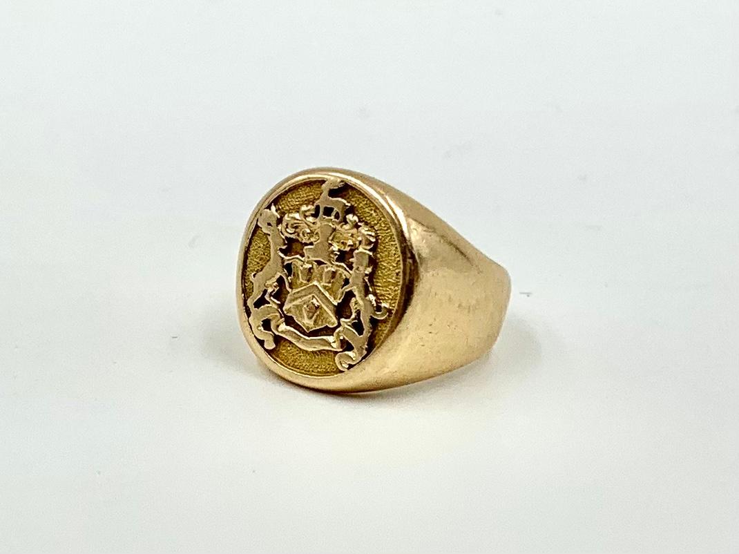 Fine Antique Georgian Style English Crest 14K Yellow Gold Signet Ring For Sale 4