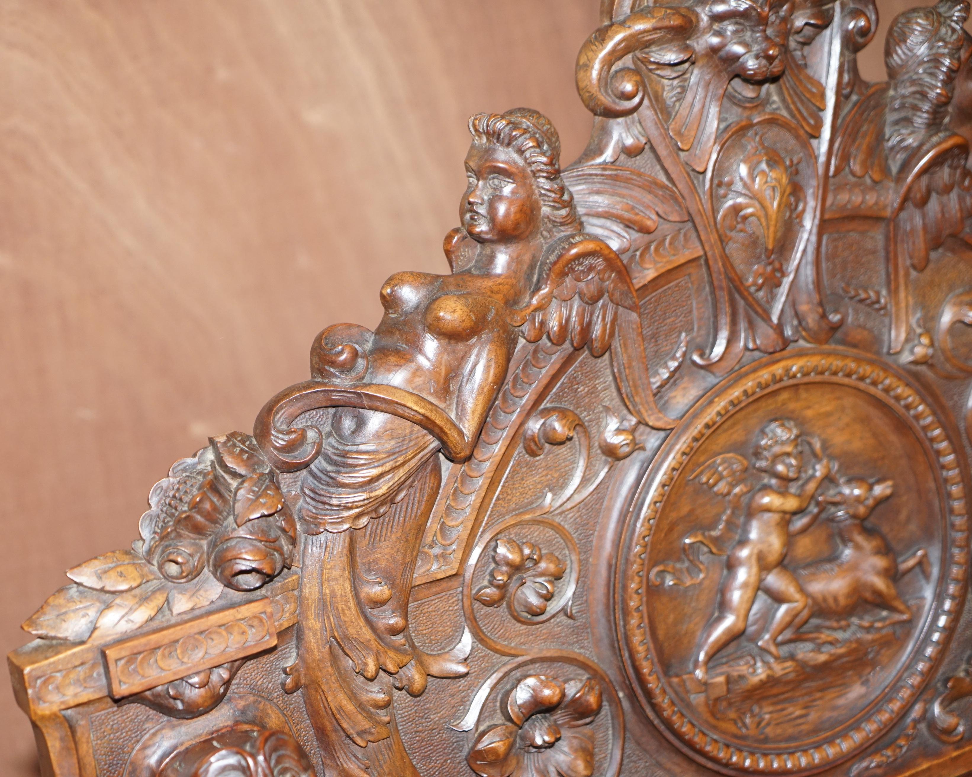 19th Century Fine Antique Hand Carved Walnut Italian Renaissance Revival Savonarola Armchair