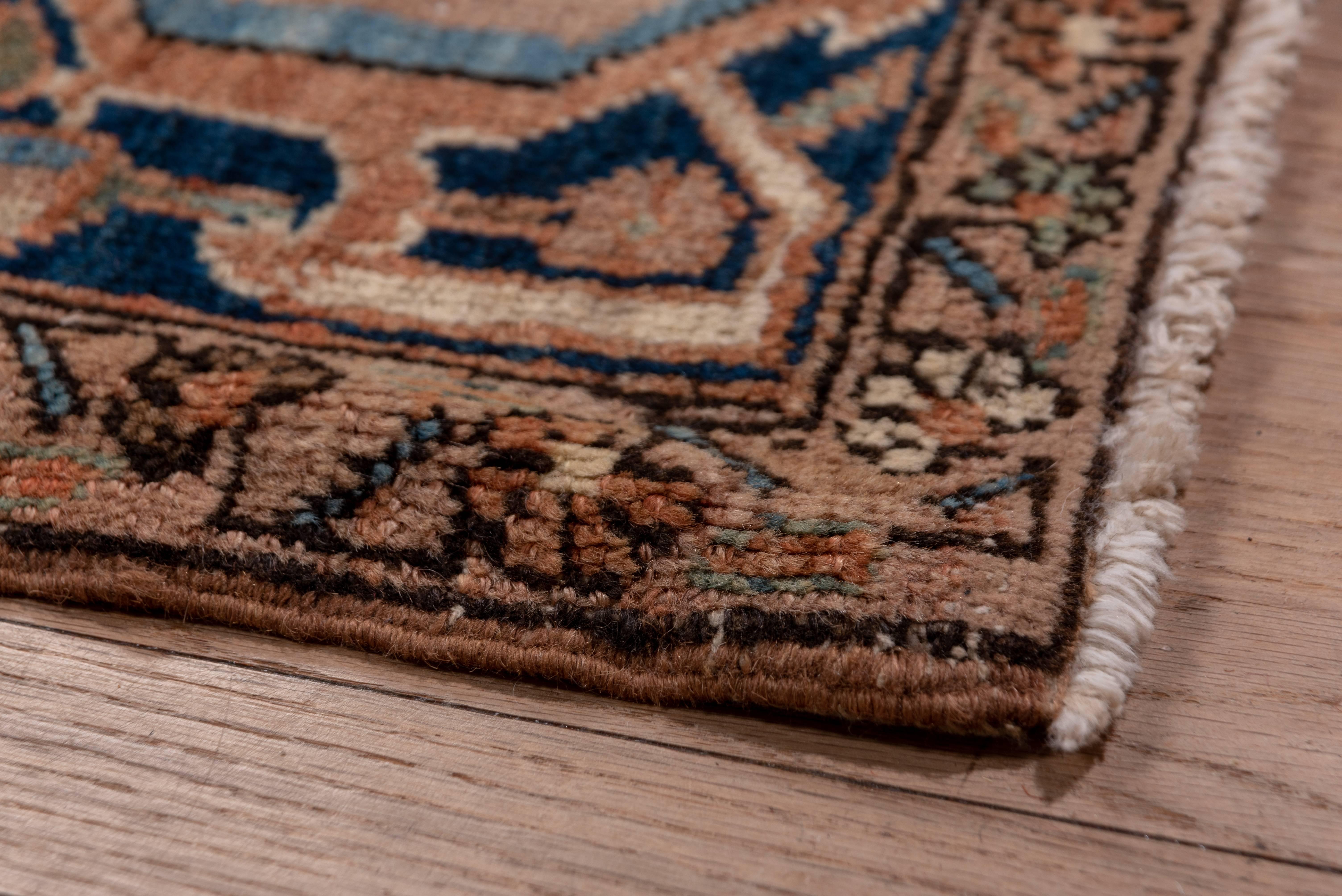 Wool Fine Antique Heriz Carpet, circa 1910 For Sale