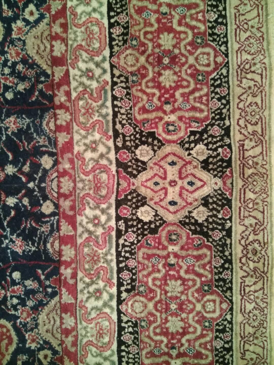 Fine Antique Indian Agra Rug with Ardabil Design In Excellent Condition For Sale In Milan, IT