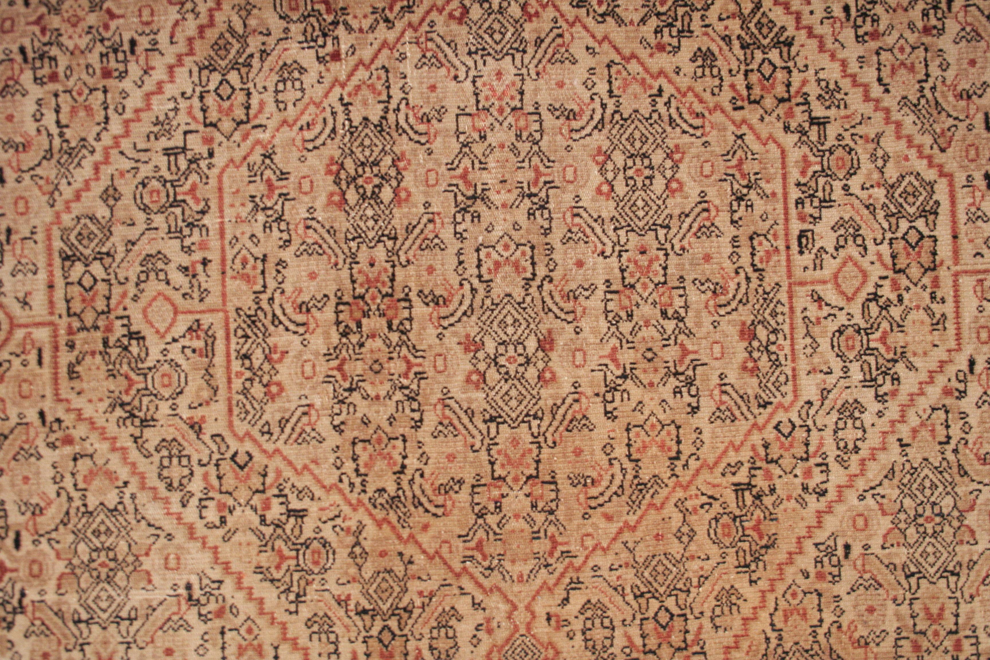 Tabriz Tapis ancien Senneh ivoire à motif Herati en vente