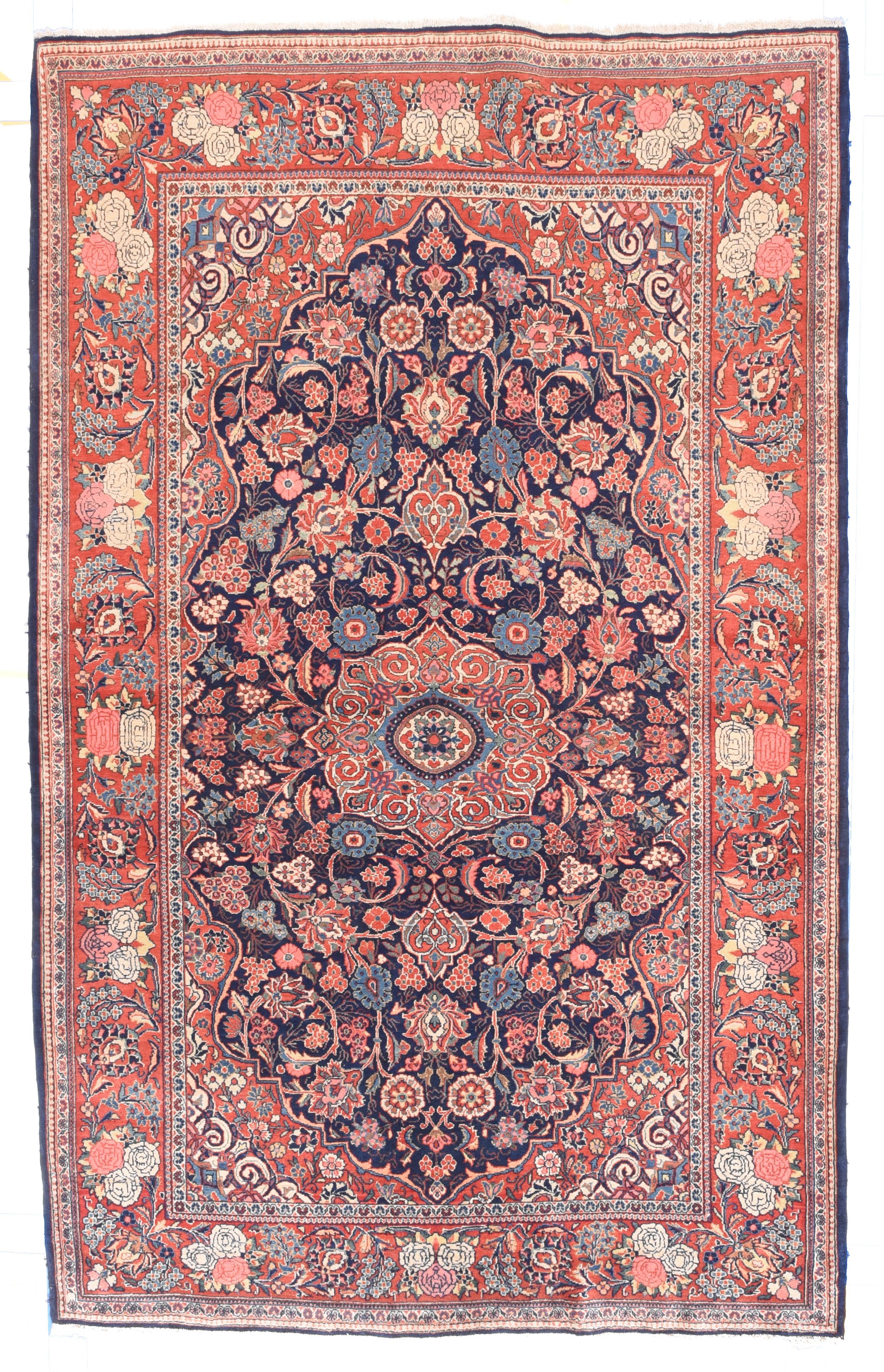 Vintage Persian Kashan  In Excellent Condition For Sale In New York, NY