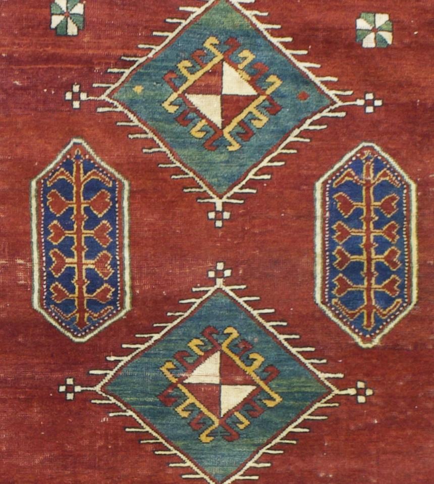 Fine Antique Kazak Rug 4'6