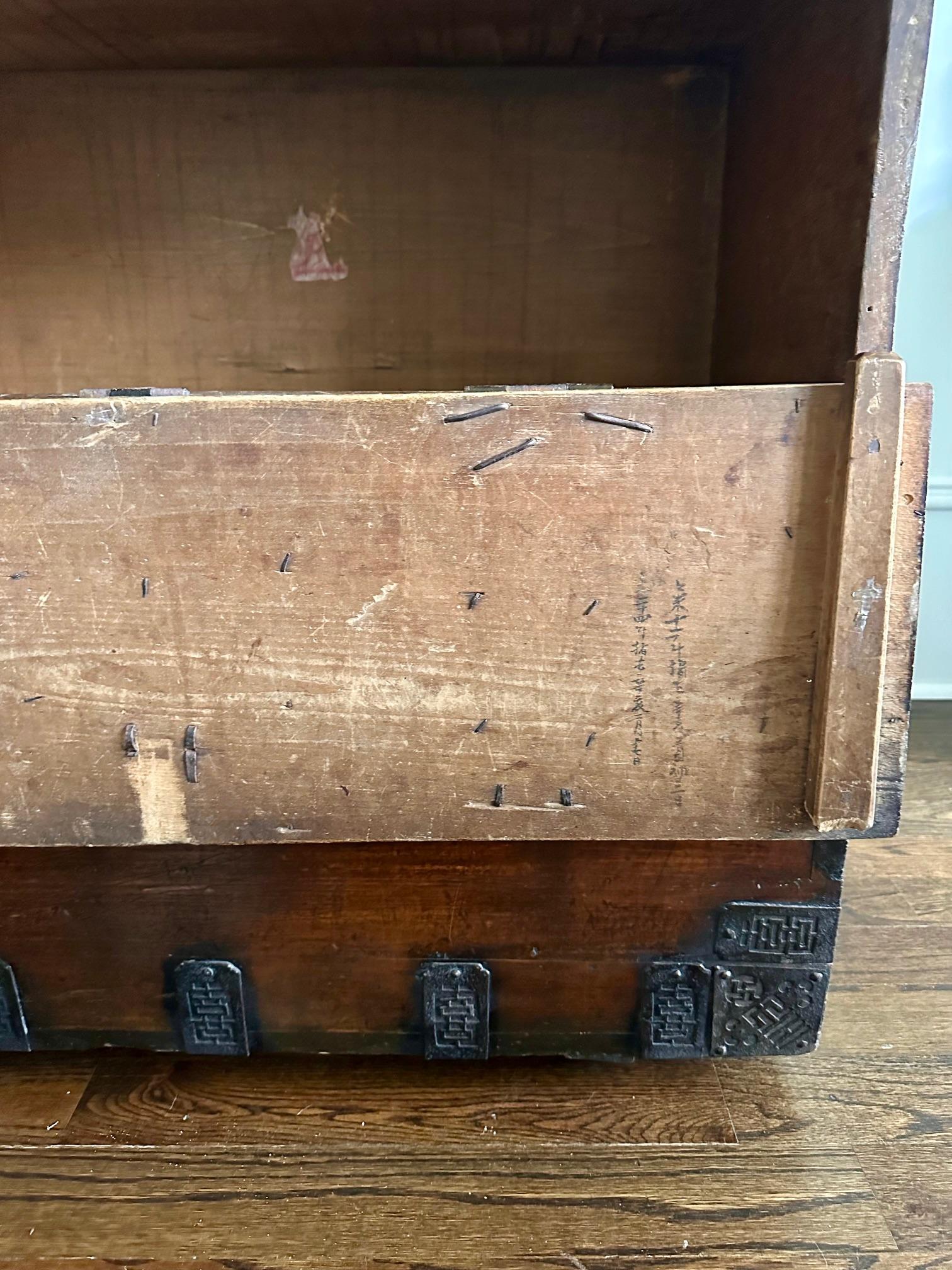 Fine Antique Korean Bandaji Chest Gangwha Island Joseon Dynasty For Sale 13