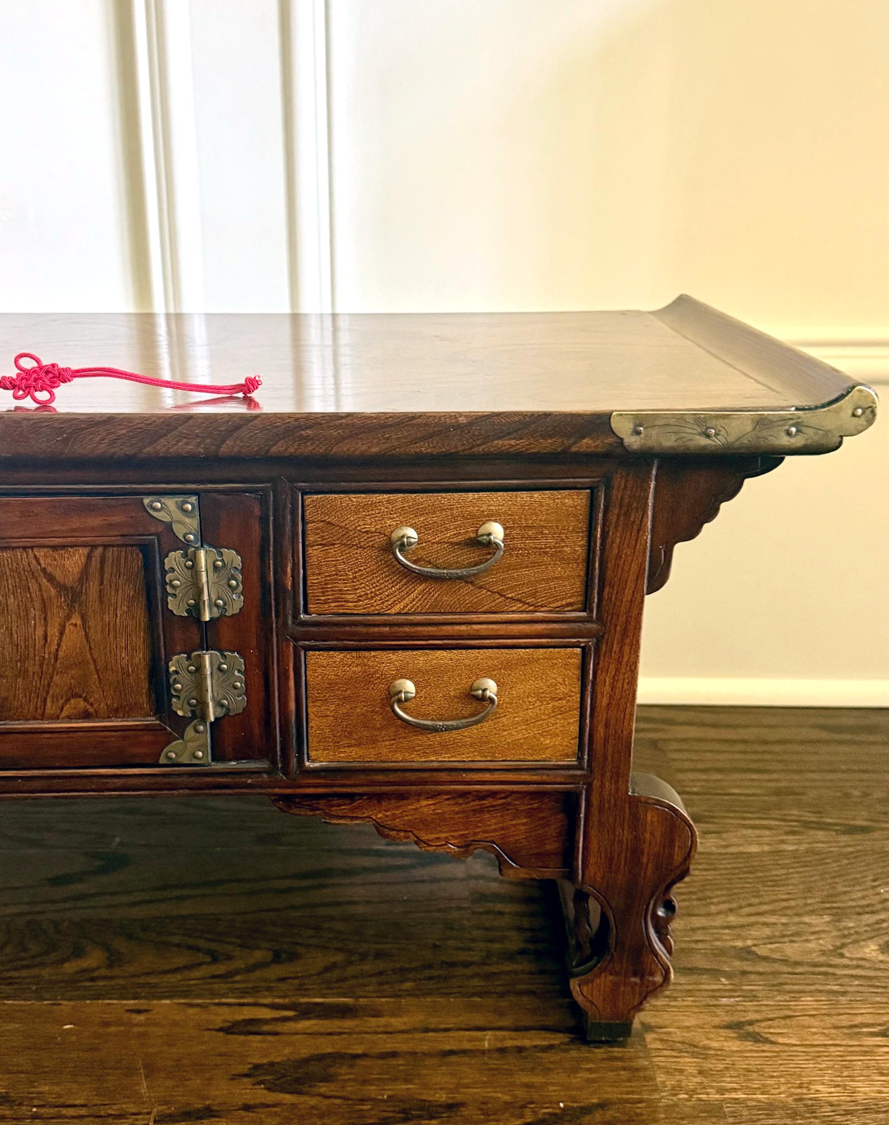 Ancien bureau d'érudit coréen Ch'aeksang Dynastie Joseon en vente 4