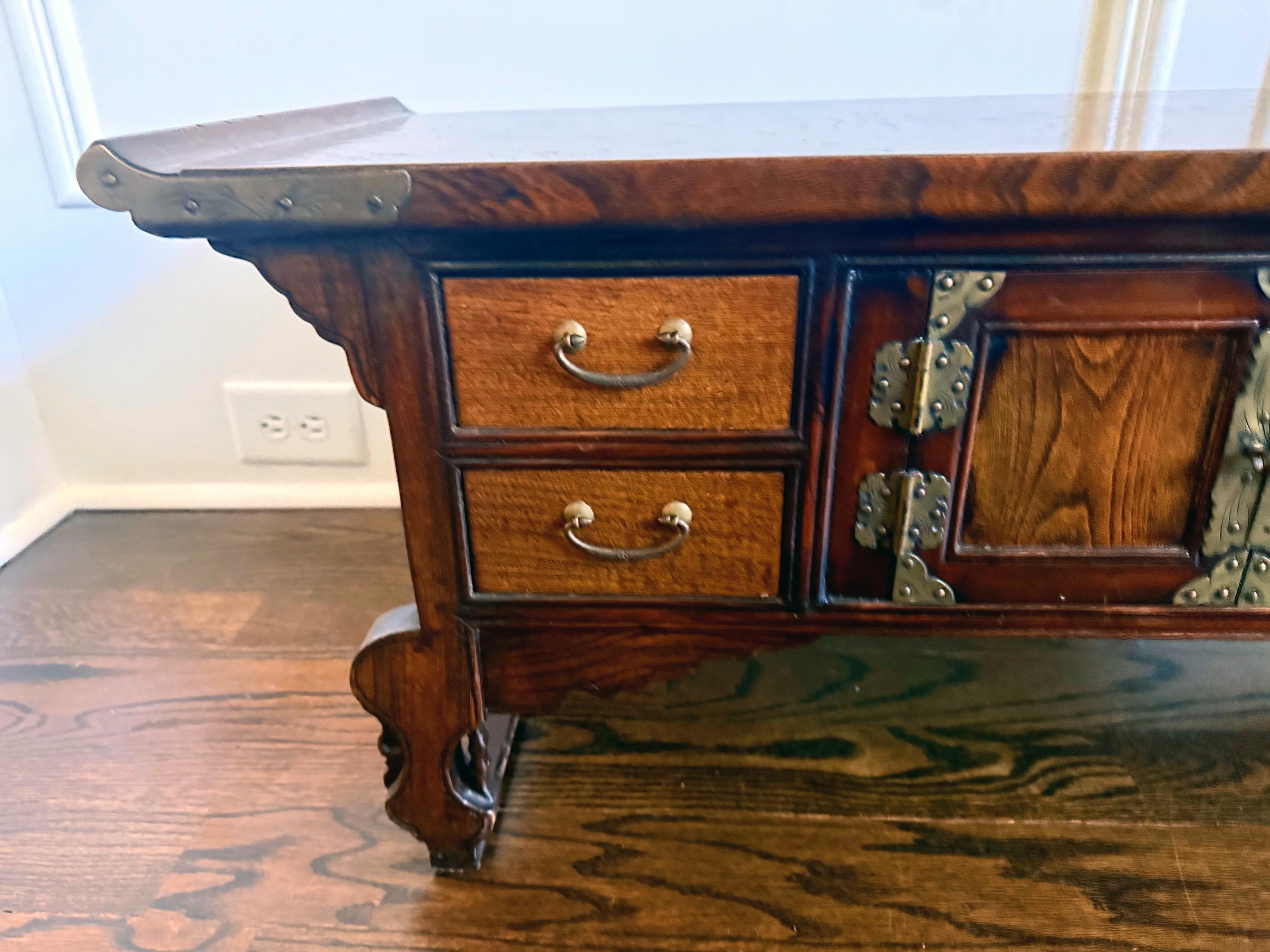 Ancien bureau d'érudit coréen Ch'aeksang Dynastie Joseon en vente 2