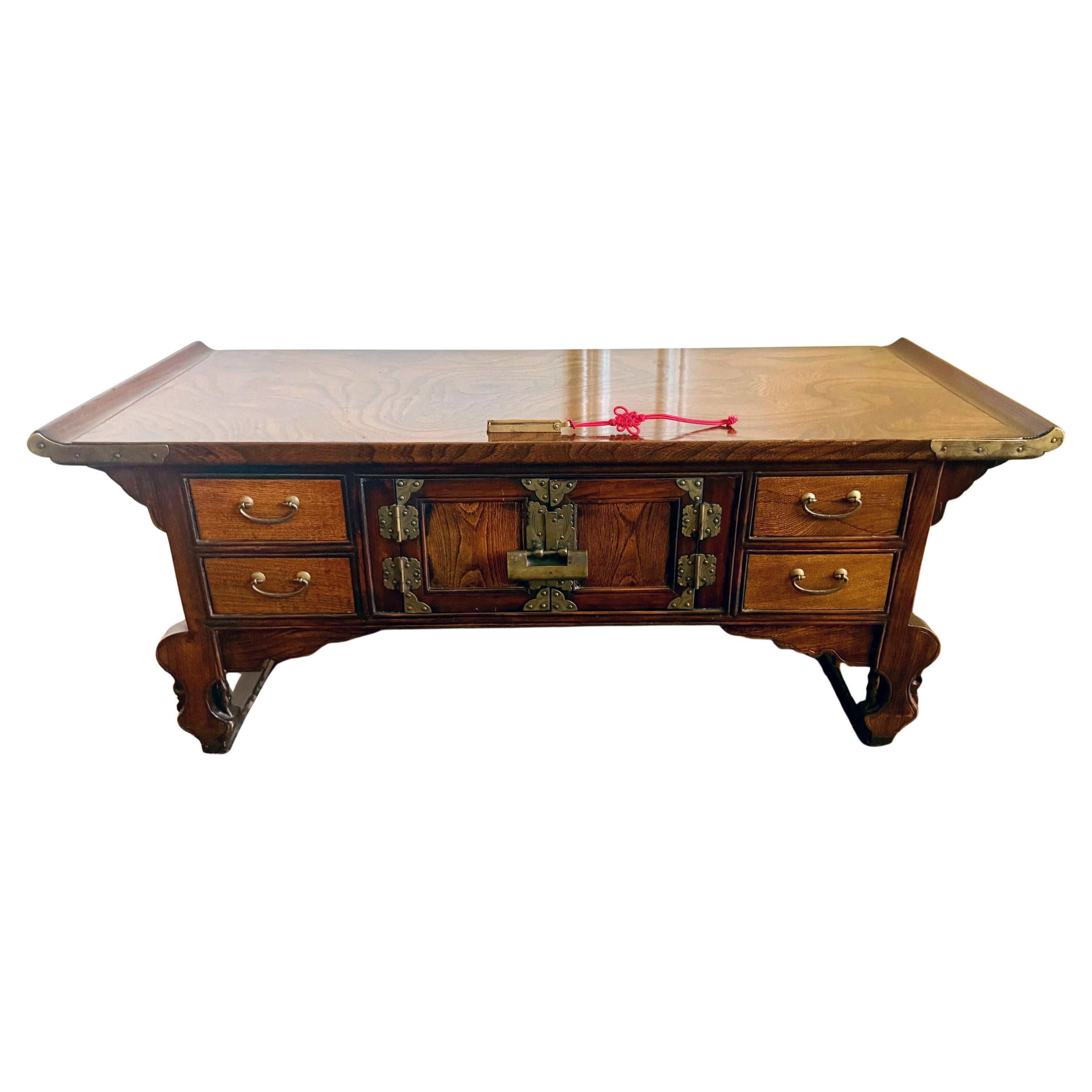 Fine Antique Korean Scholar Desk Ch'aeksang Joseon Dynasty