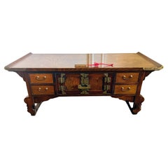 Fine Antique Korean Scholar Desk Ch'aeksang Joseon Dynasty