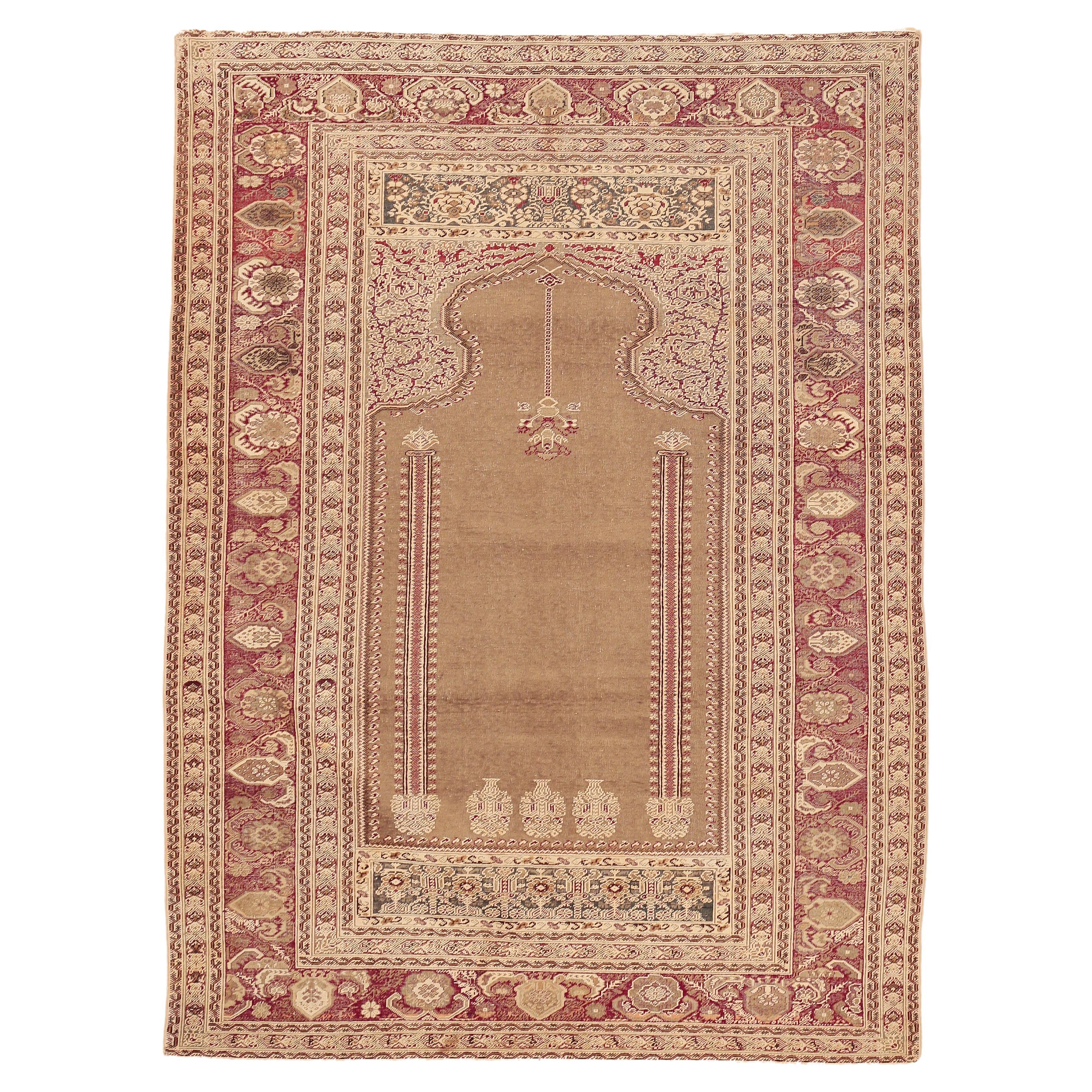 Tapis de prière turc antique de couleur vert Light et bourgogne en vente