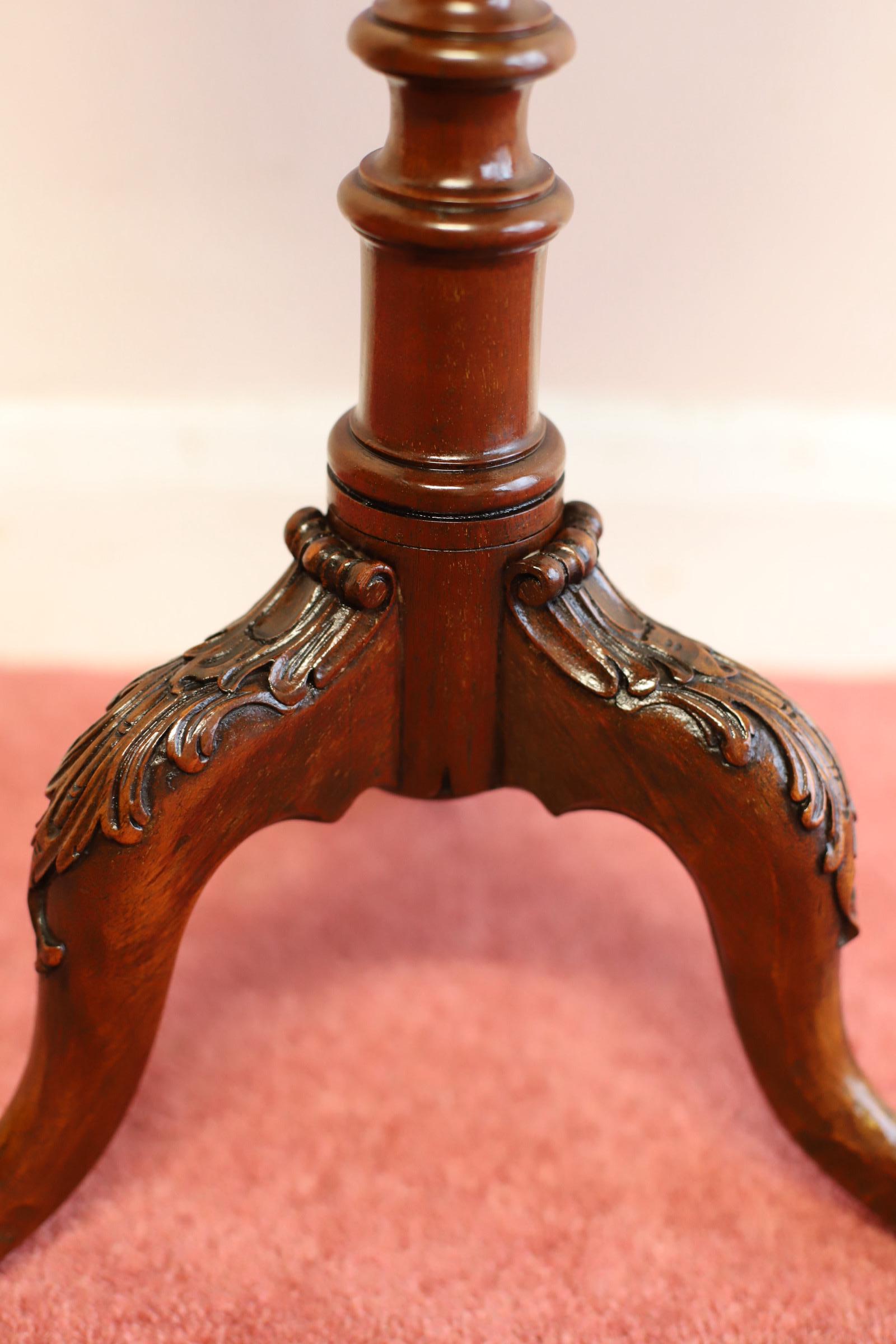 Fine Antique Mahogany Wine Table  For Sale 10